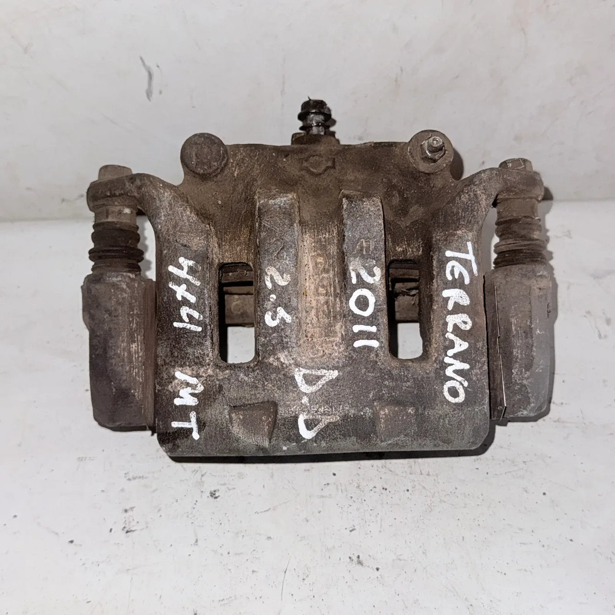 CALIPER DEL-DER Nissan Terrano 2011 - 2.5 4x4 Diesel Mecánico