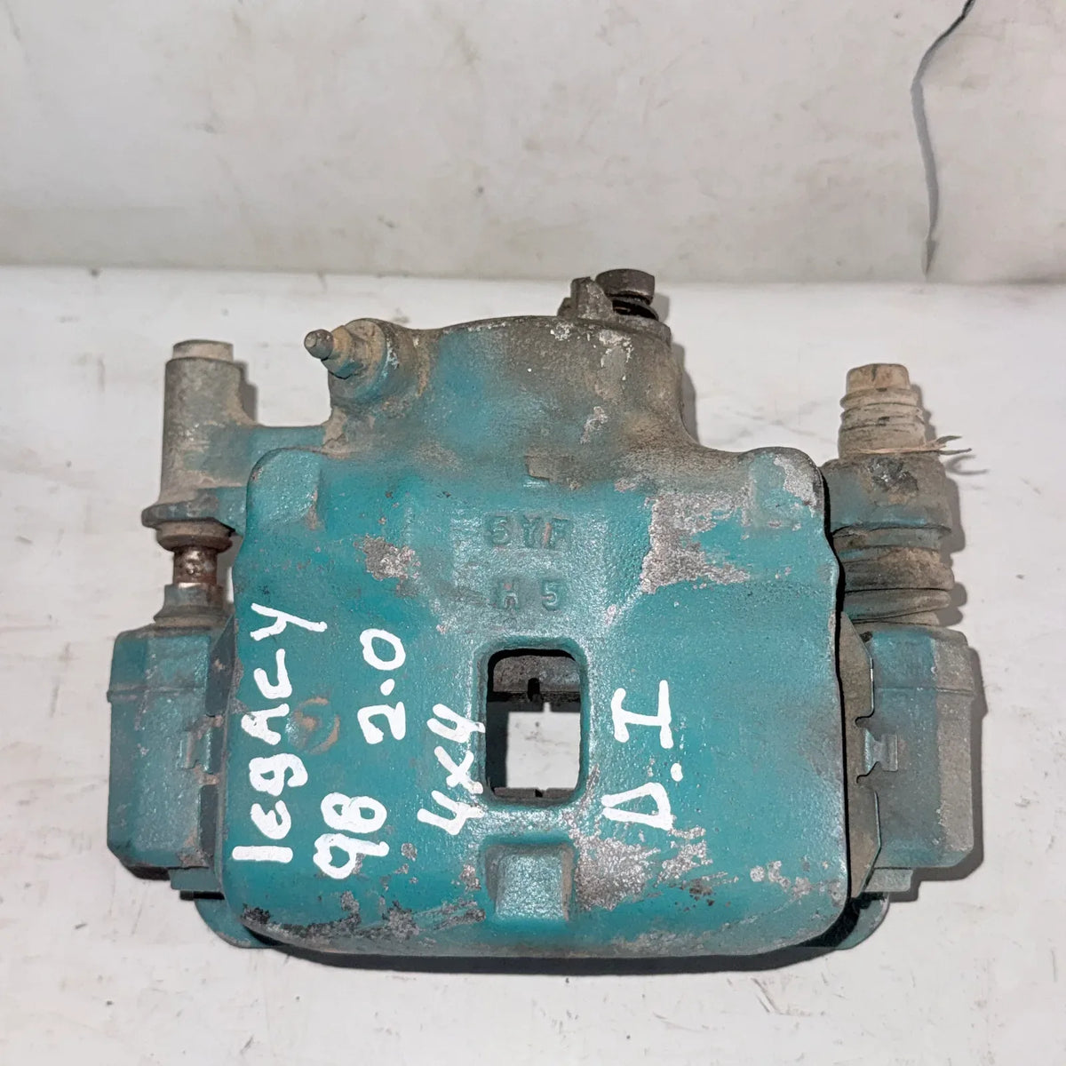 CALIPER DEL-IZQ Subaru Legacy 1998 - 2.0 4x4 Bencina Mecánico