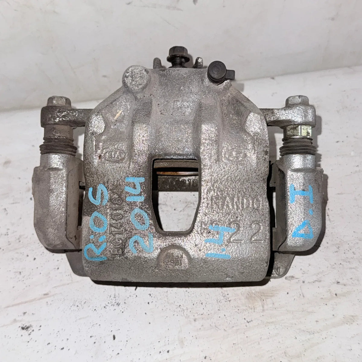 CALIPER DEL-IZQ Kia RIO 5 2014 - 1.4 4x2 Bencina Mecánico