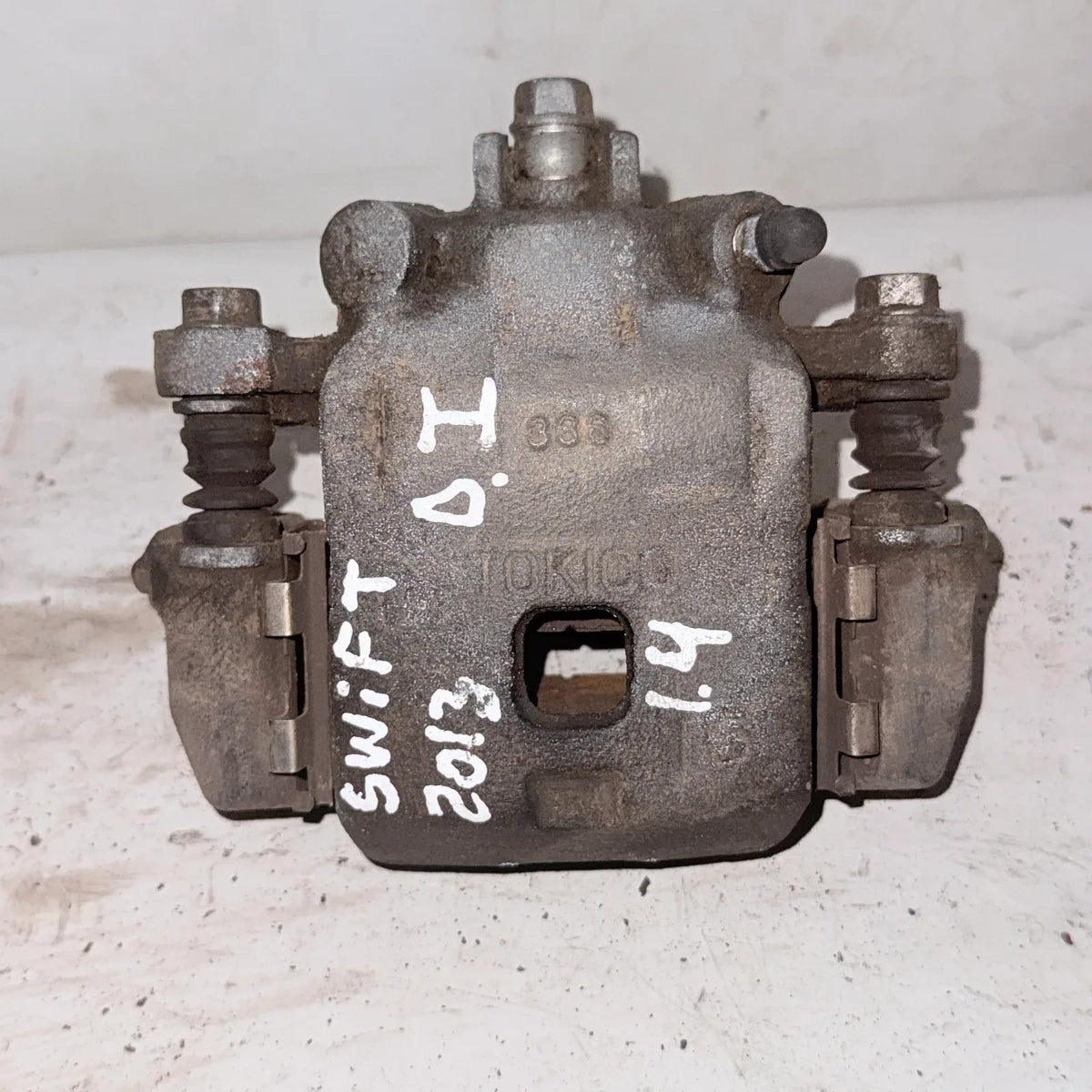 CALIPER DEL-IZQ Suzuki Swift 2013 - 1.4 4x2 Bencina Mecánico