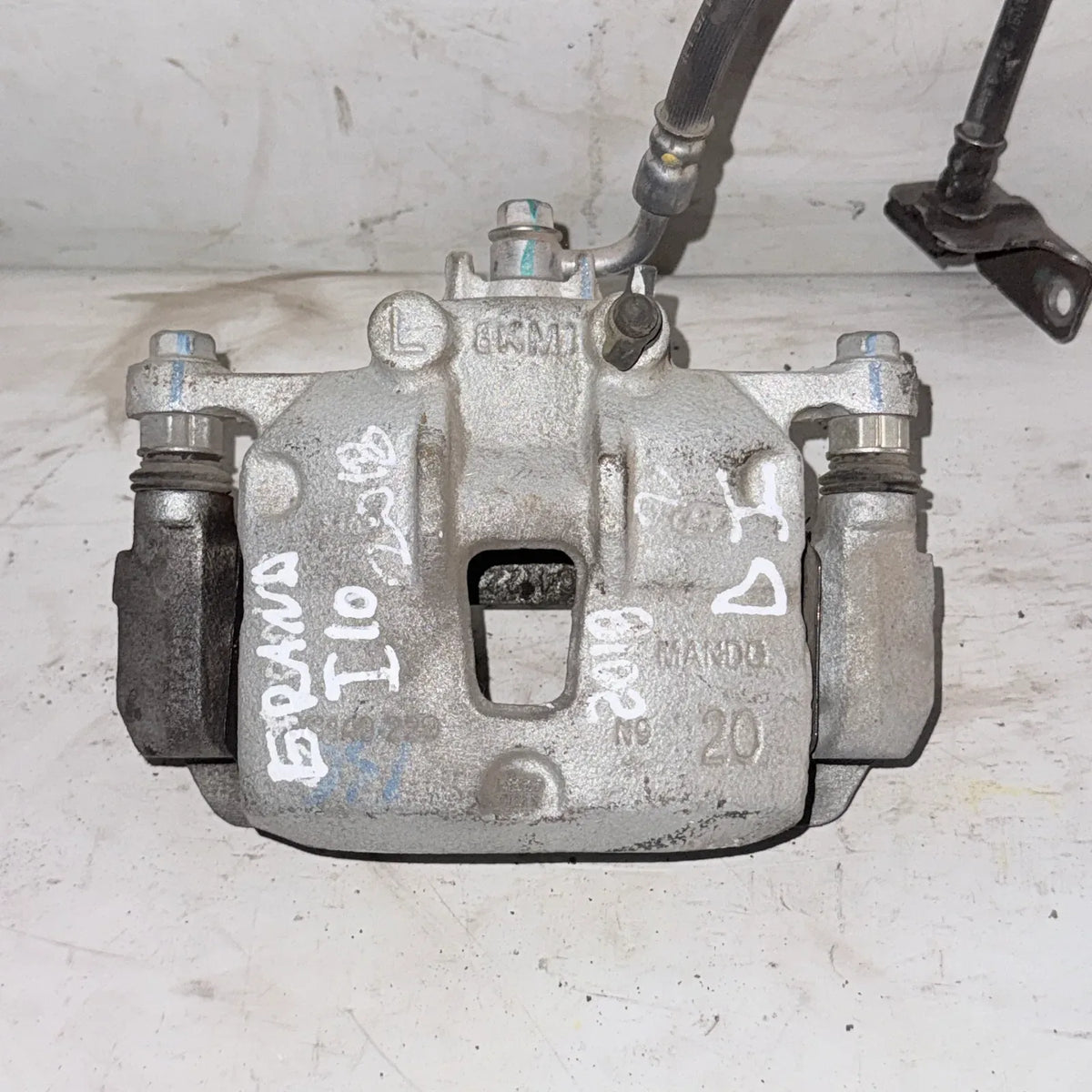 CALIPER DEL-IZQ Hyundai I10 2018 - 1.2 4x2 Bencina Mecánico