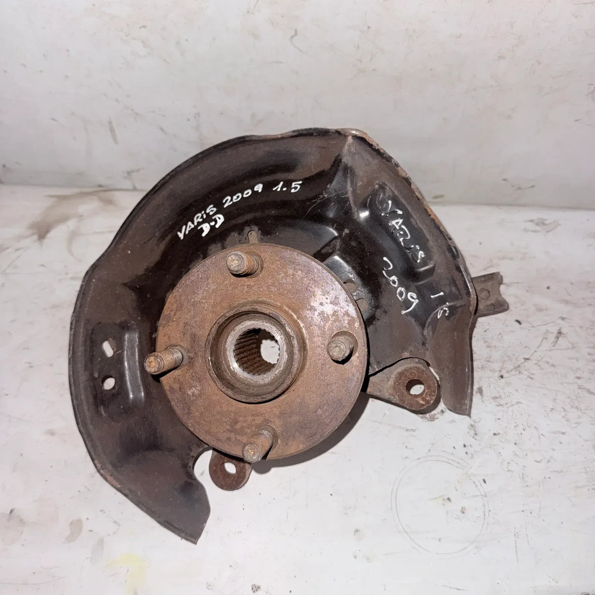 MUÑON DEL-DER Toyota Yaris 2009 - 1.5 4x2 Bencina Mecánico