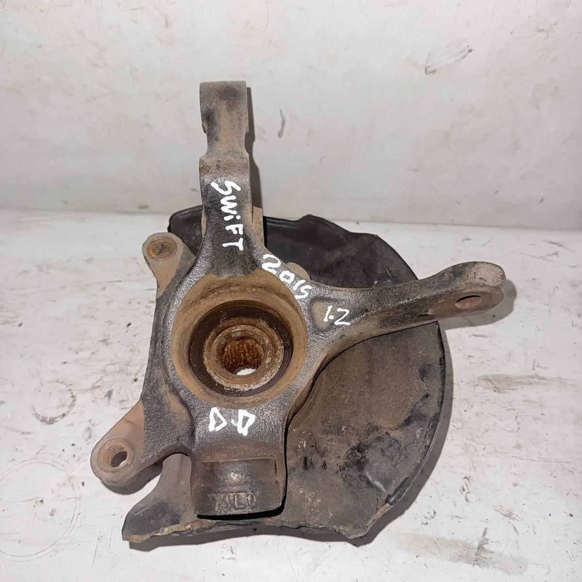 MUÑON DEL-DER Suzuki Swift 2015 - 1.2 4x2 Bencina Mecánico