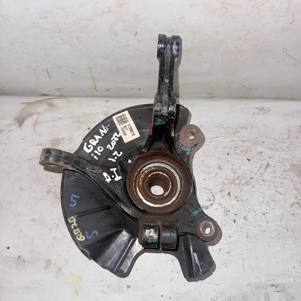 MUÑON DEL-IZQ Hyundai I10 2022 - 1.2 4x2 Bencina Mecánico