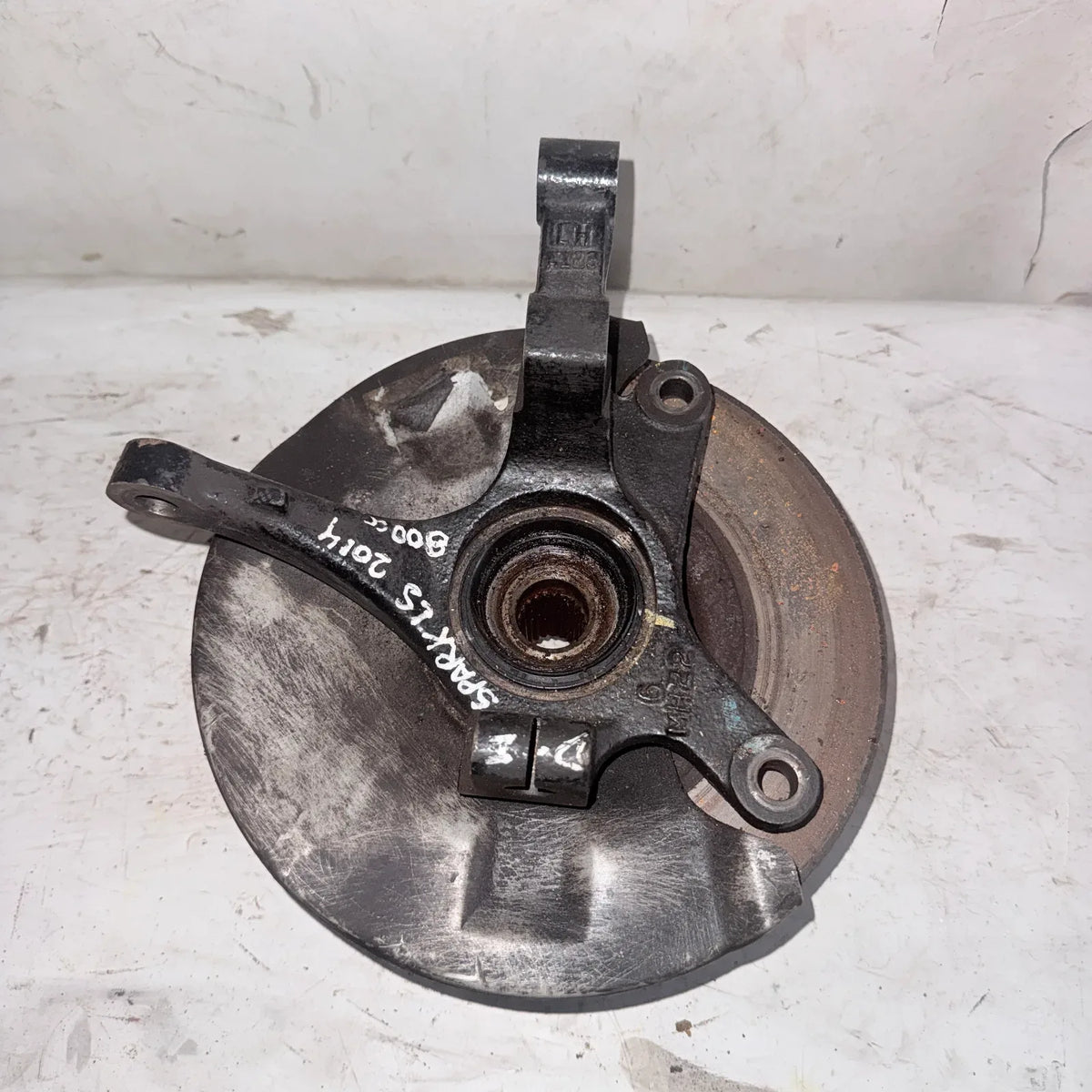 MUÑON DEL-IZQ Chevrolet Spark LS 2014 - 0.8 4x2 Bencina Mecánico