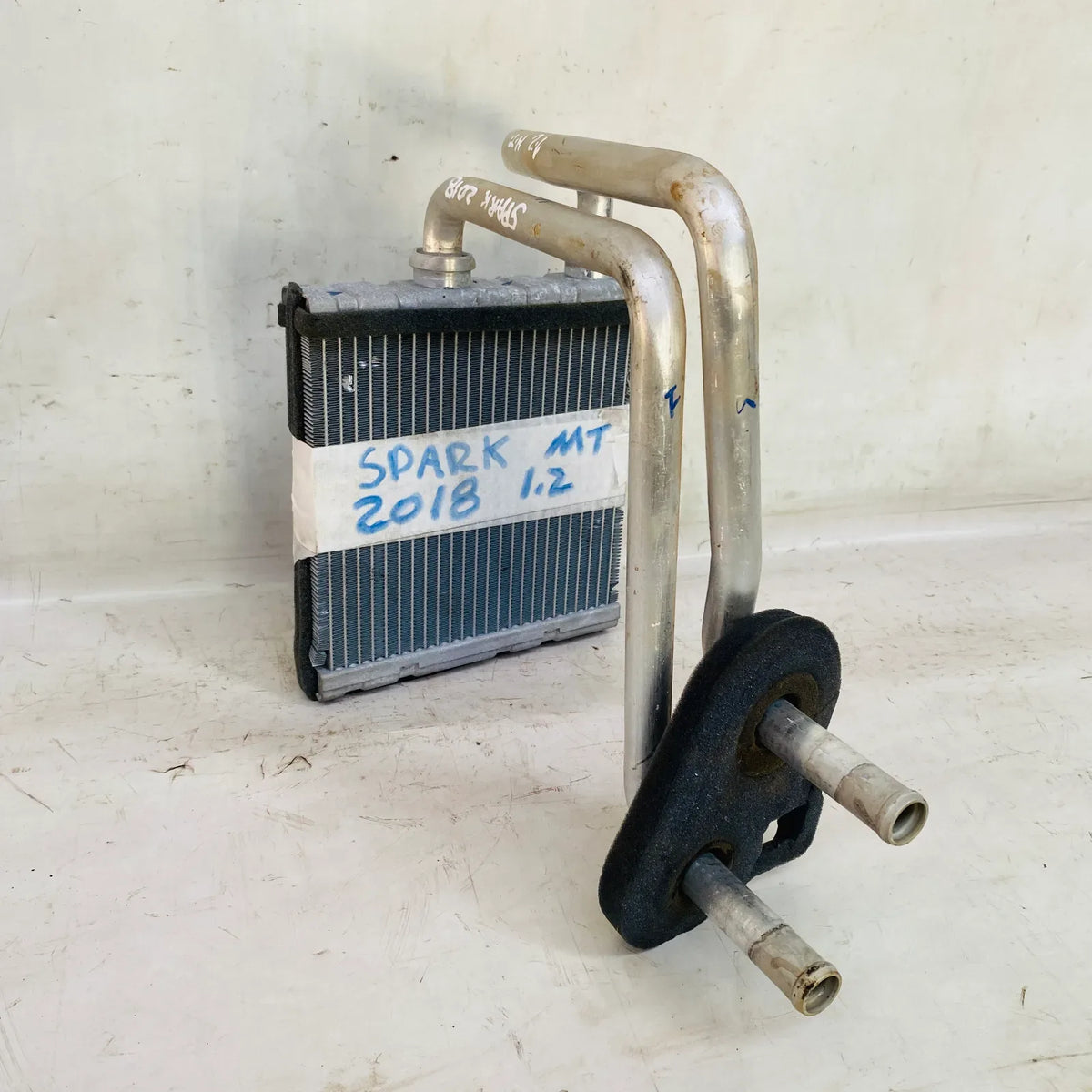 RADIADOR CALEFACCION Chevrolet Spark GT 2018 - 1.2 4x2 Bencina Mecánico