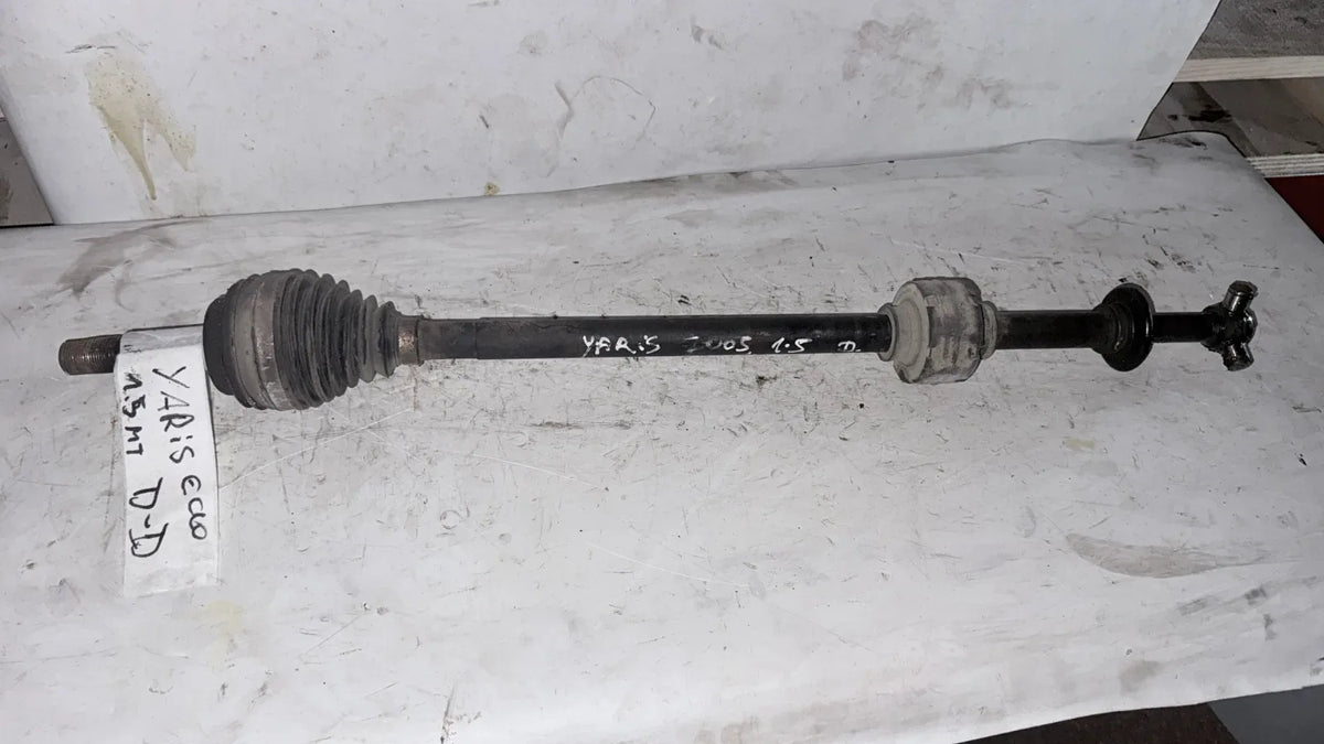 EJE PALIER DEL-DER Toyota Yaris Ecco 2005 - 1.5 4x2 Bencina Mecánico