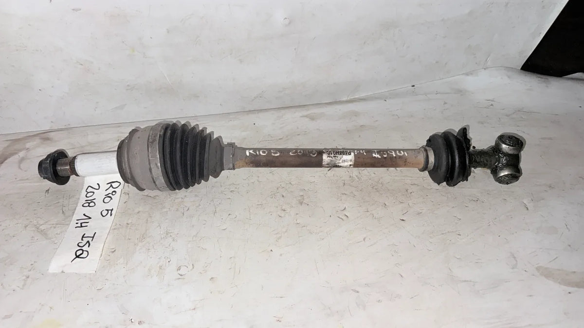 EJE PALIER DEL-IZQ Kia RIO 5 2018 - 1.4 4x2 Bencina Mecánico