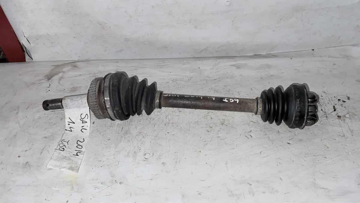 EJE PALIER DEL-IZQ Chevrolet sail 2014 - 1.4 4x2 Bencina Mecánico