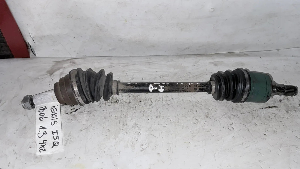 EJE PALIER DEL-IZQ Suzuki Ignis 2006 - 1.3 4x2 Bencina Mecánico