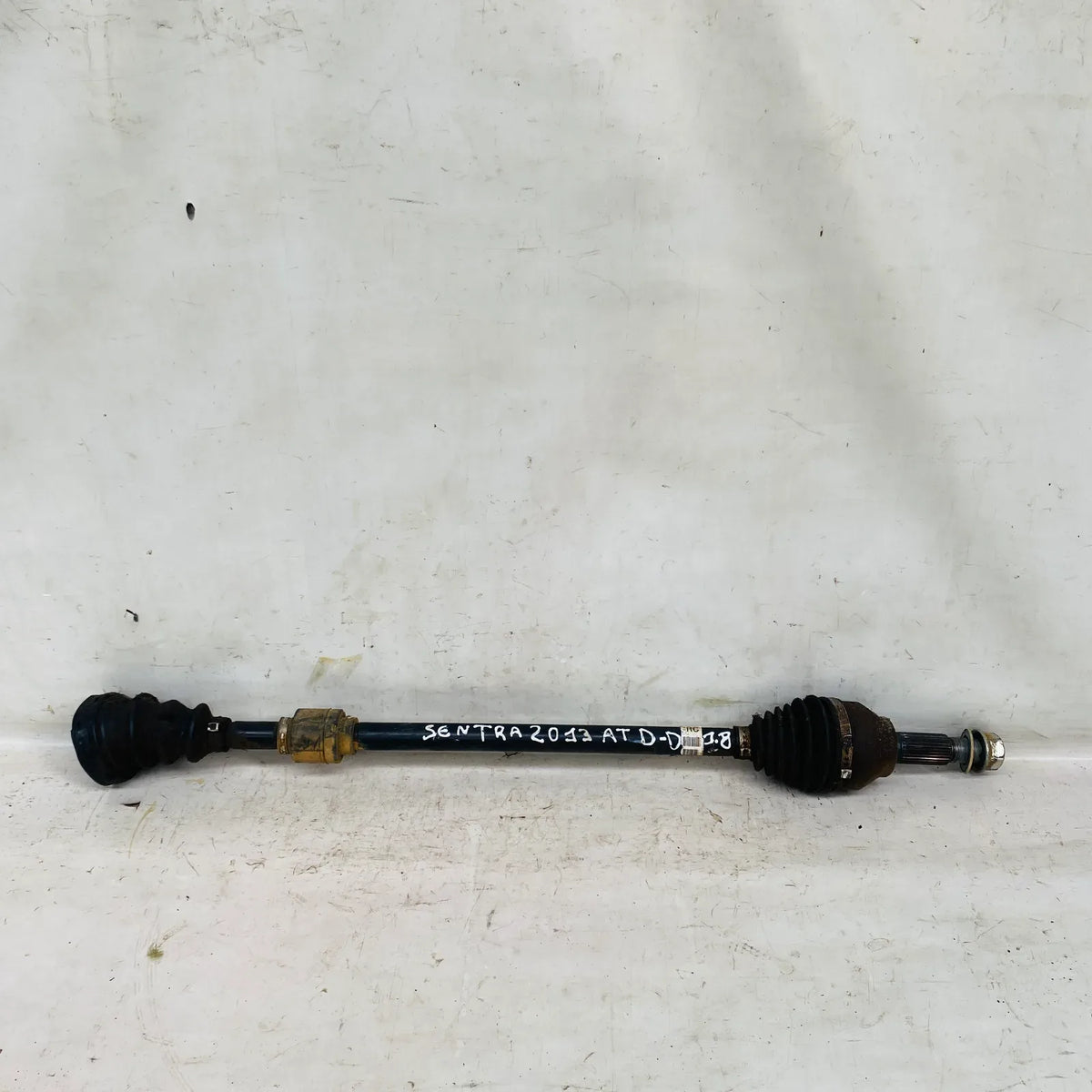 EJE PALIER DEL-DER Nissan SENTRA 2013 - 1.8 4x2 Bencina Mecánico
