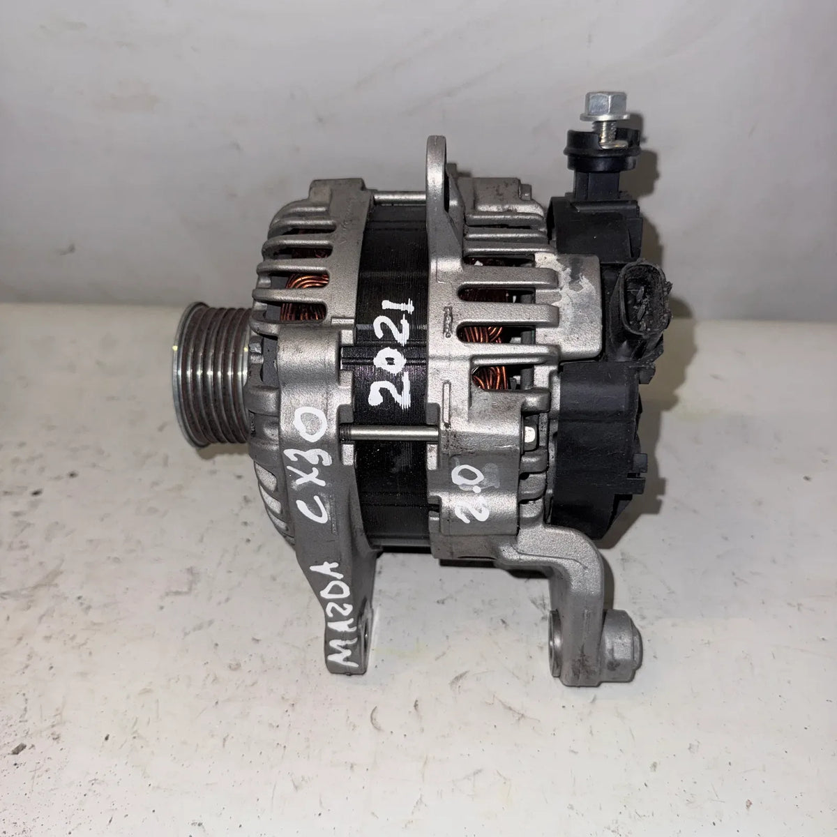 Alternador Mazda CX30 2021 - 2.0 4x2 Bencina Mecánico