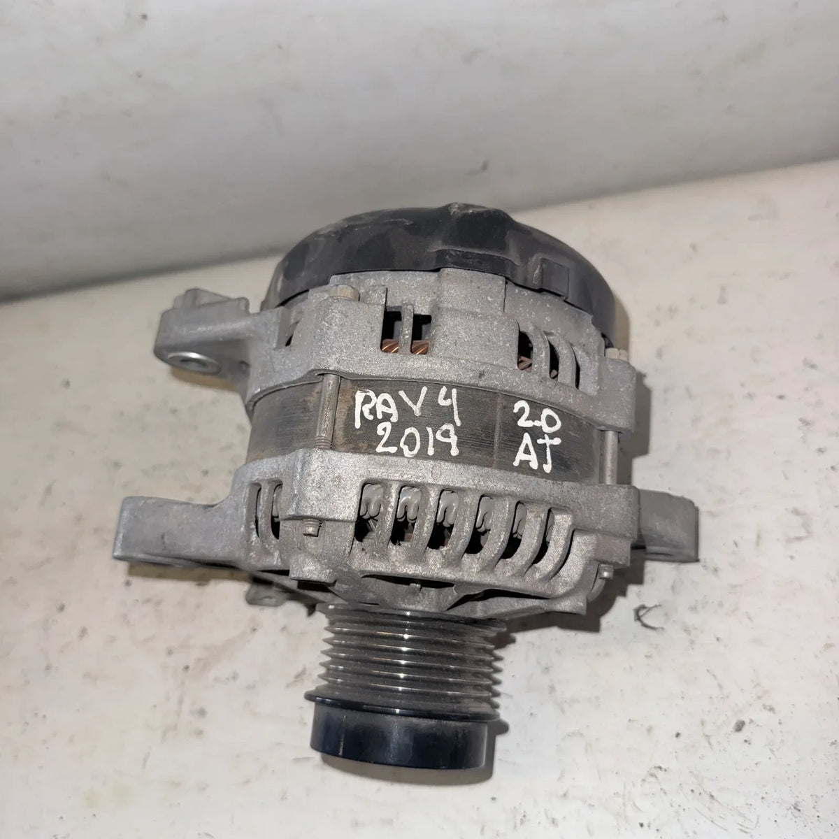 Alternador Toyota Rav4 2019 - 2.0 4x2 Bencina Mecánico