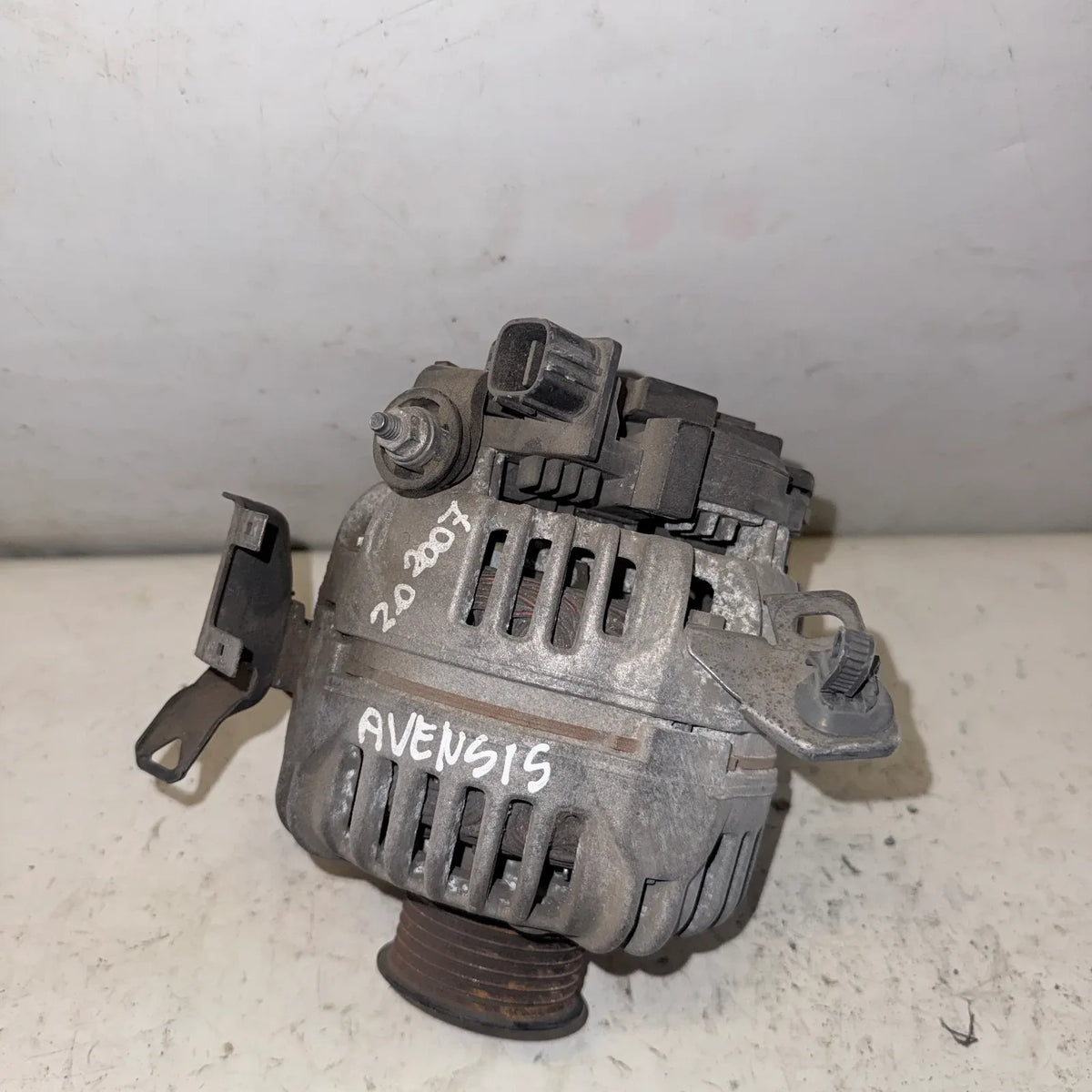 Alternador Toyota Avensis 2007 - 2.0 4x2 Bencina Mecánico