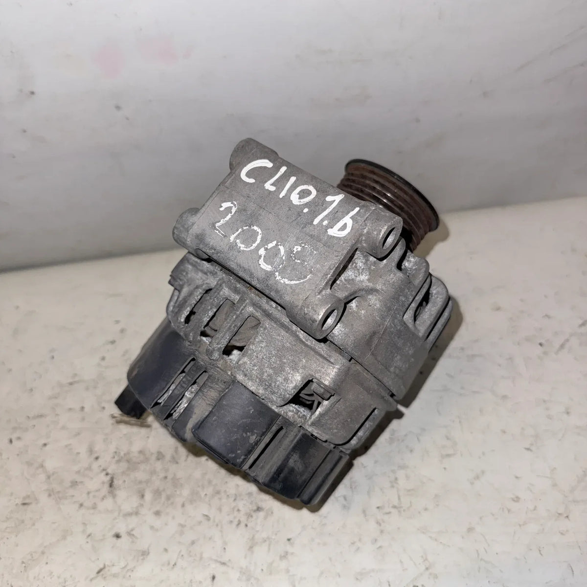 Alternador Renault Clio 2005 - 1.6 4x2 Bencina Mecánico