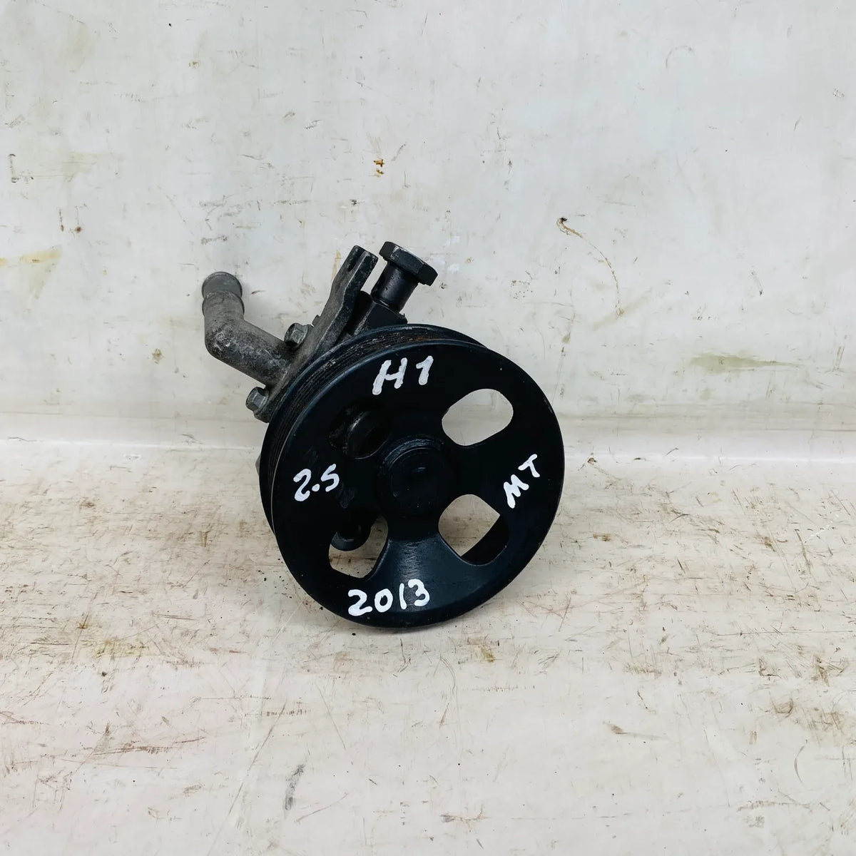 BOMBA HIDRAULICA Hyundai H1 2013 - 2.5 4x2 Diesel Mecánico