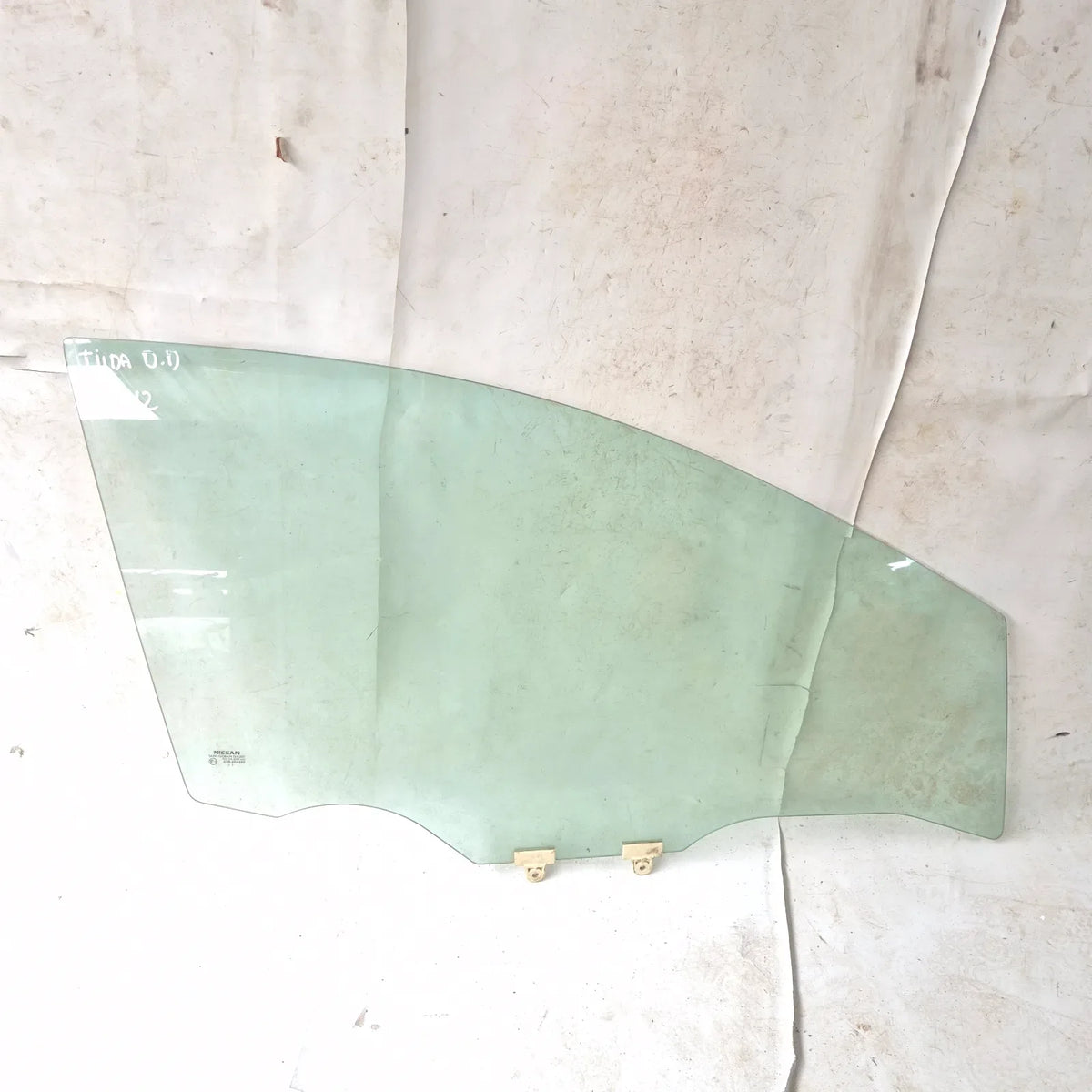 Vidrio puerta DEL-DER Nissan Tiida 2012 - 4x2 Bencina Mecánico