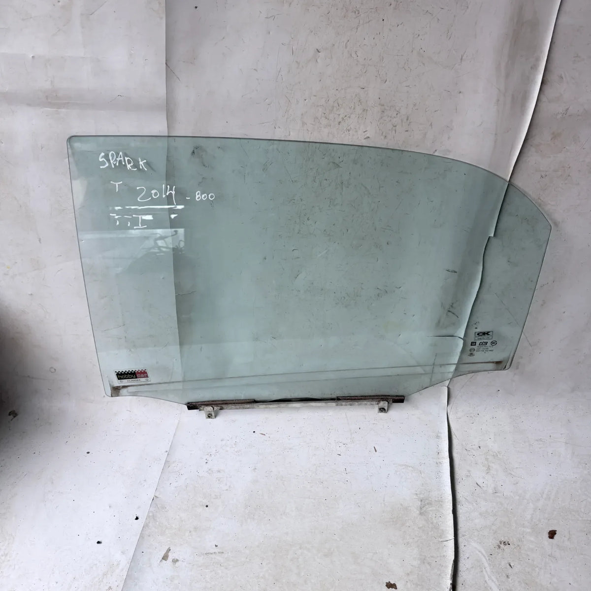 Vidrio puerta TRA-IZQ Chevrolet Spark 2014 - 0.8 4x2 Bencina Mecánico