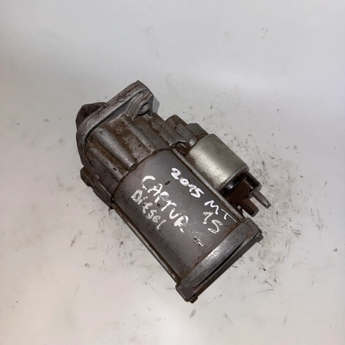 Motor de partida (Arranque) Renault CAPTUR 2015 - 1.5 4x2 Diesel Mecánico