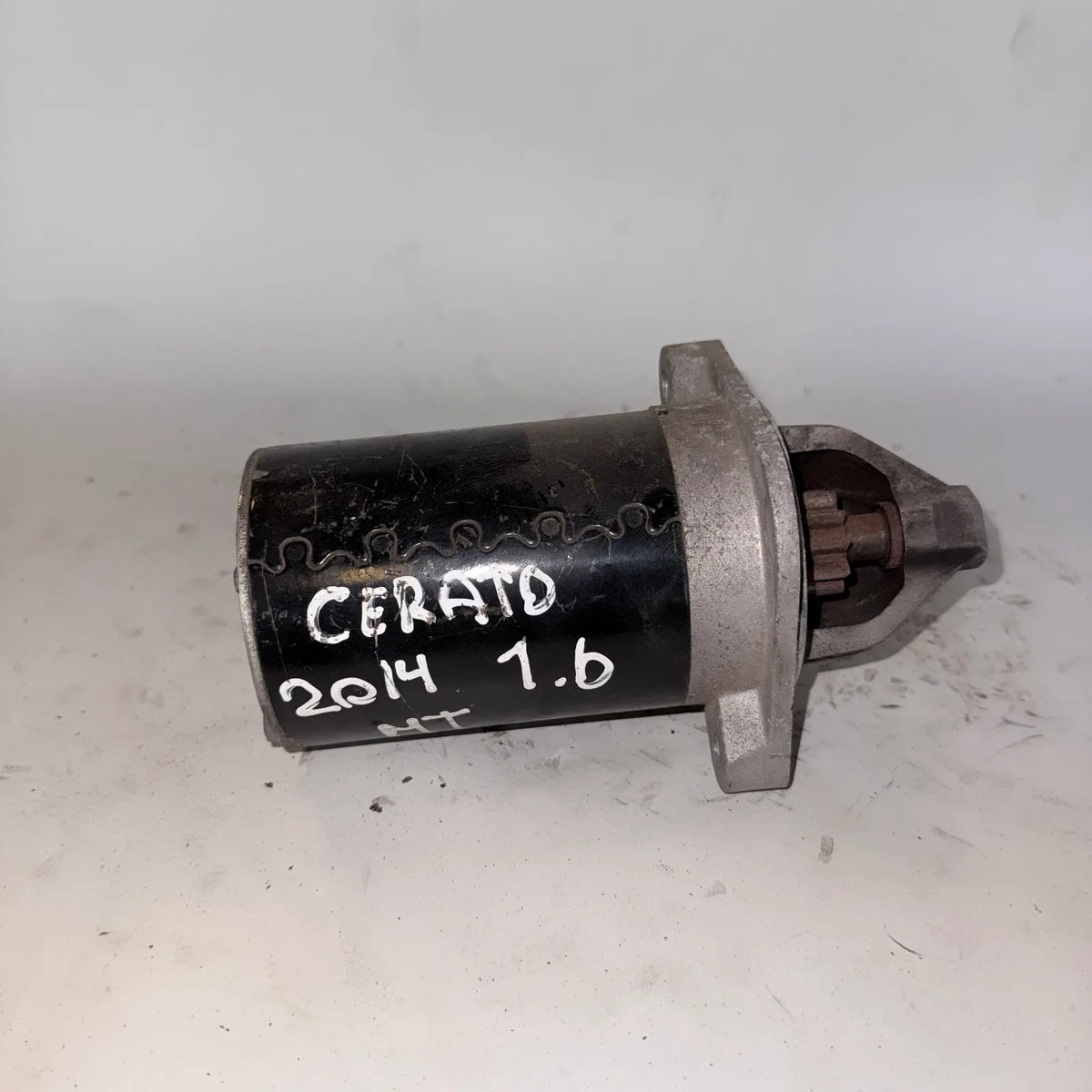 Motor de partida (Arranque) Kia Cerato 2014 - 1.6 4x2 Bencina Mecánico