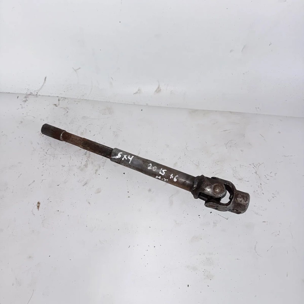 CARDAN DIRECCION Suzuki Sx4 2015 - 1.6 4x2 Bencina Mecánico