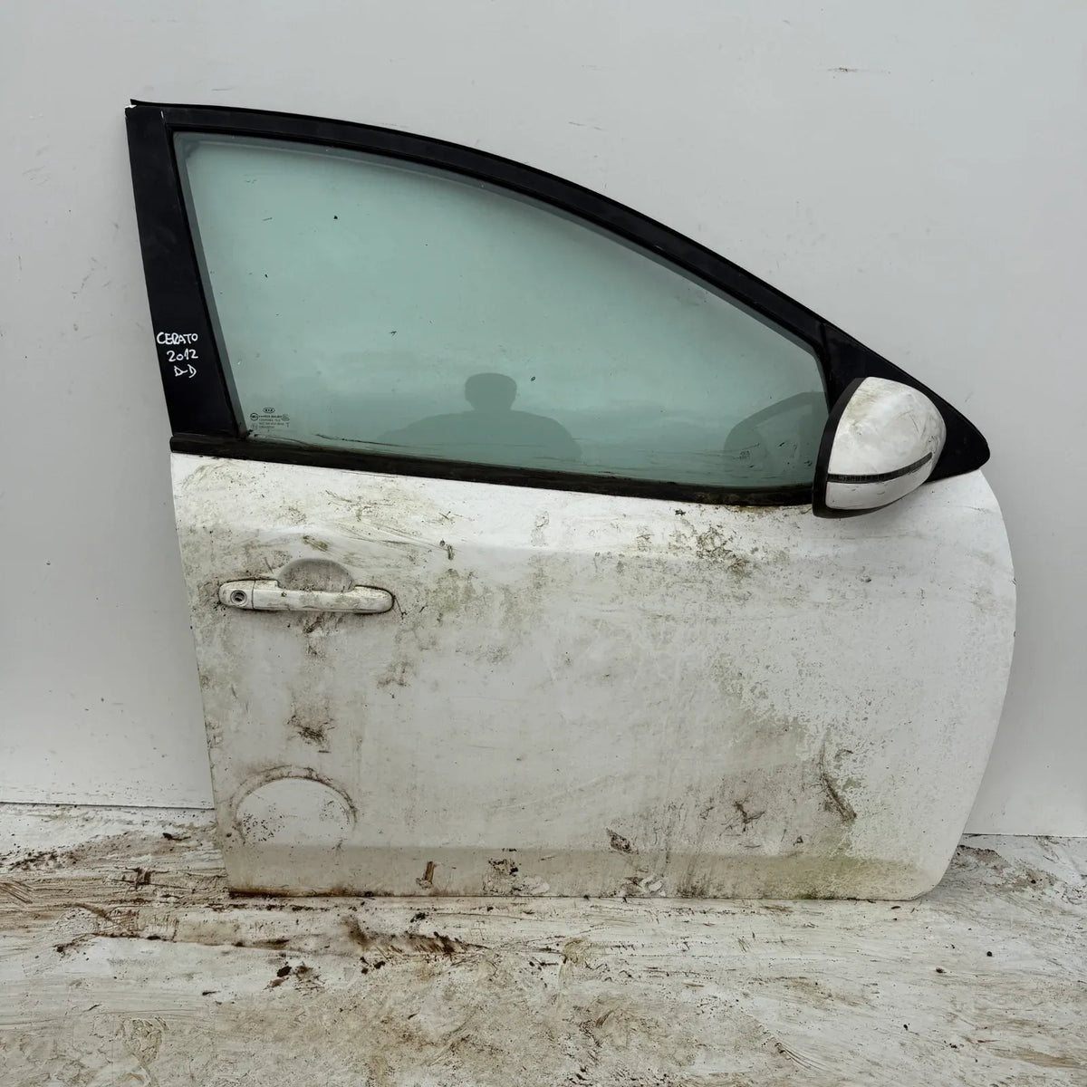 Puerta lata DELANTERA DERECHA Kia Cerato 2012 - 4x2 Bencina Mecánico