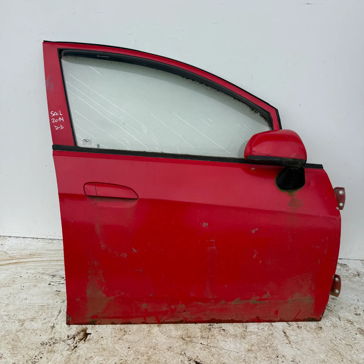 Puerta lata DELANTERA DERECHA Chevrolet sail 2014 - 4x2 Bencina Mecánico