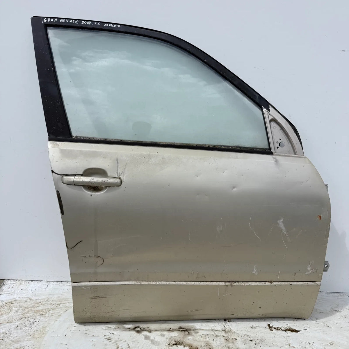 Puerta lata DELANTERA DERECHA Suzuki Nomade 2008 - 4x2 Bencina Mecánico