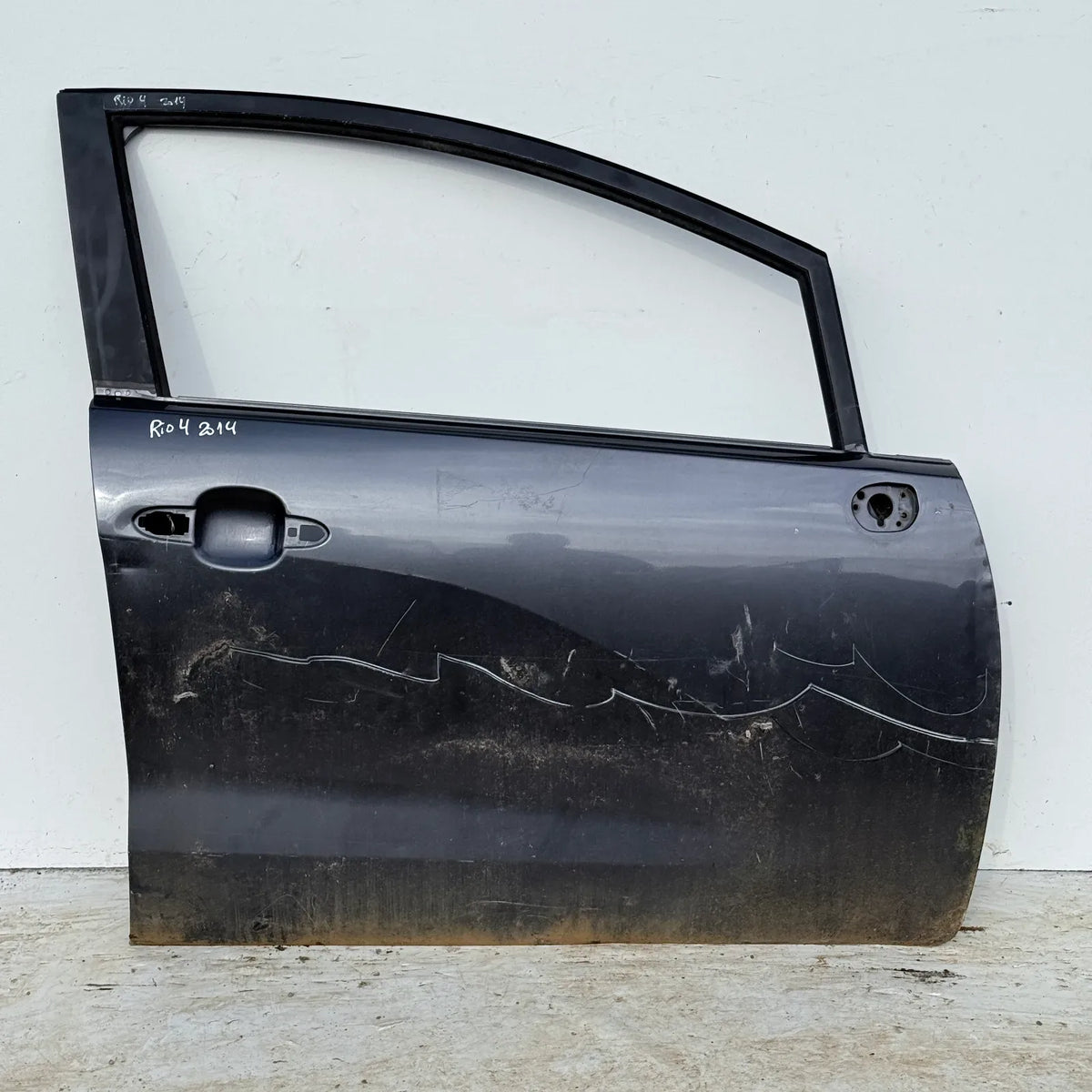 Puerta lata DELANTERA DERECHA Kia Rio 4 2014 - 4x2 Bencina Mecánico