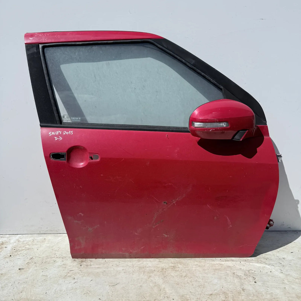 Puerta lata DELANTERA DERECHA Suzuki Swift 2015 - 4x2 Bencina Mecánico