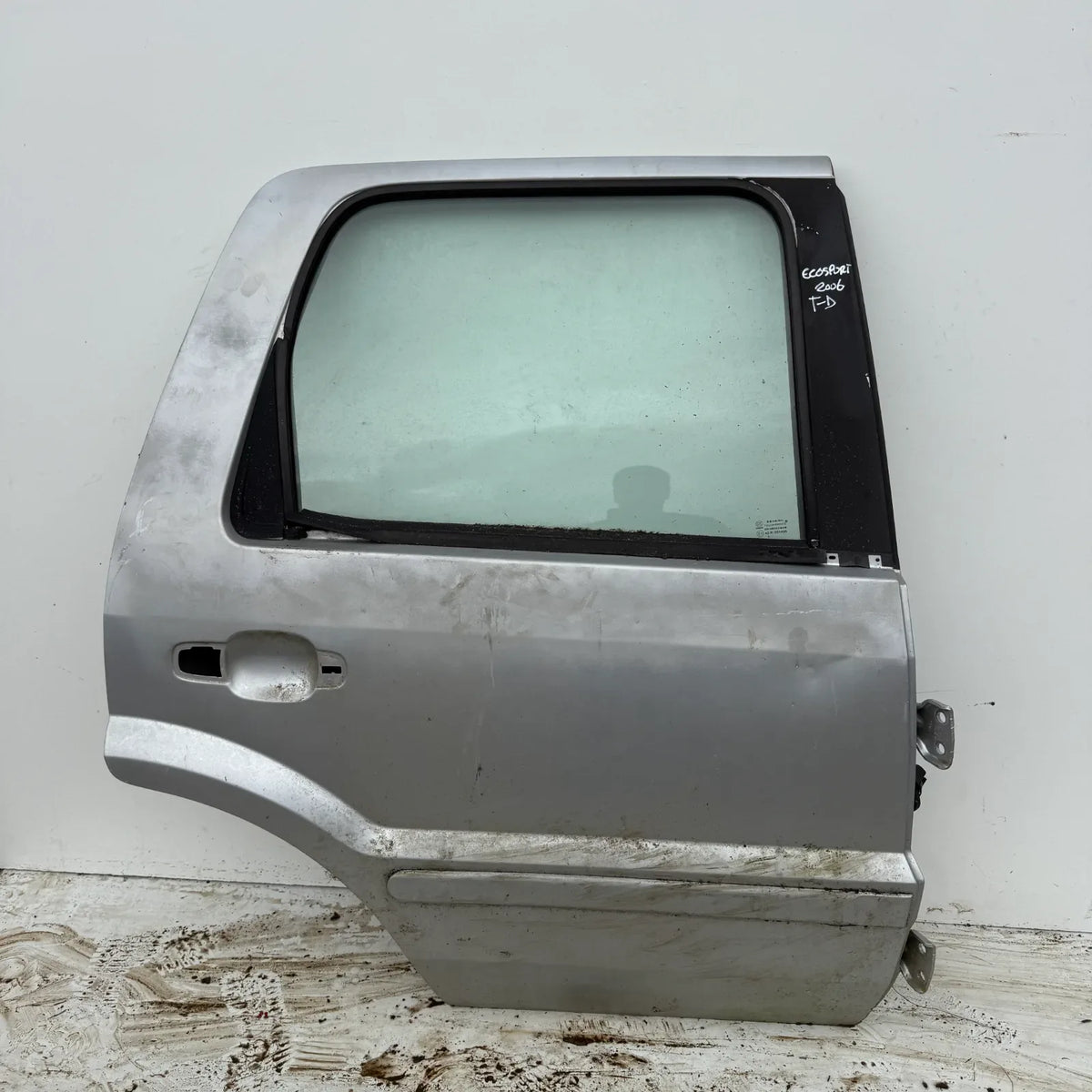 Puerta lata TRASERA DERECHA Ford ECOSPORT 2006 - 4x2 Bencina Mecánico