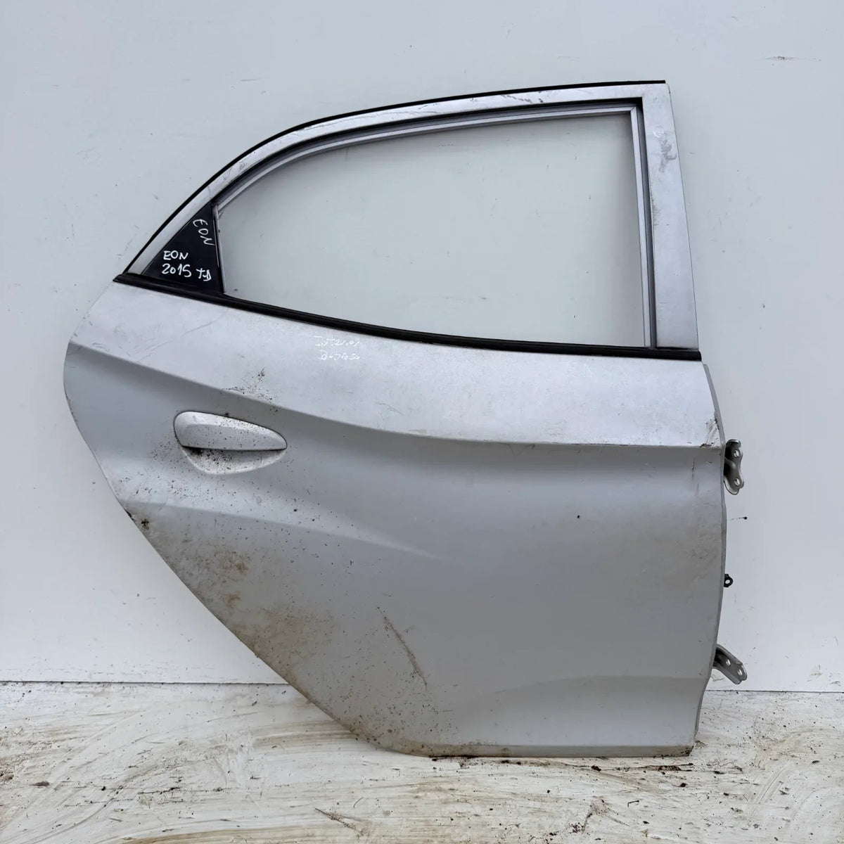 Puerta lata TRASERA DERECHA Hyundai EON 2015 - 4x2 Bencina Mecánico