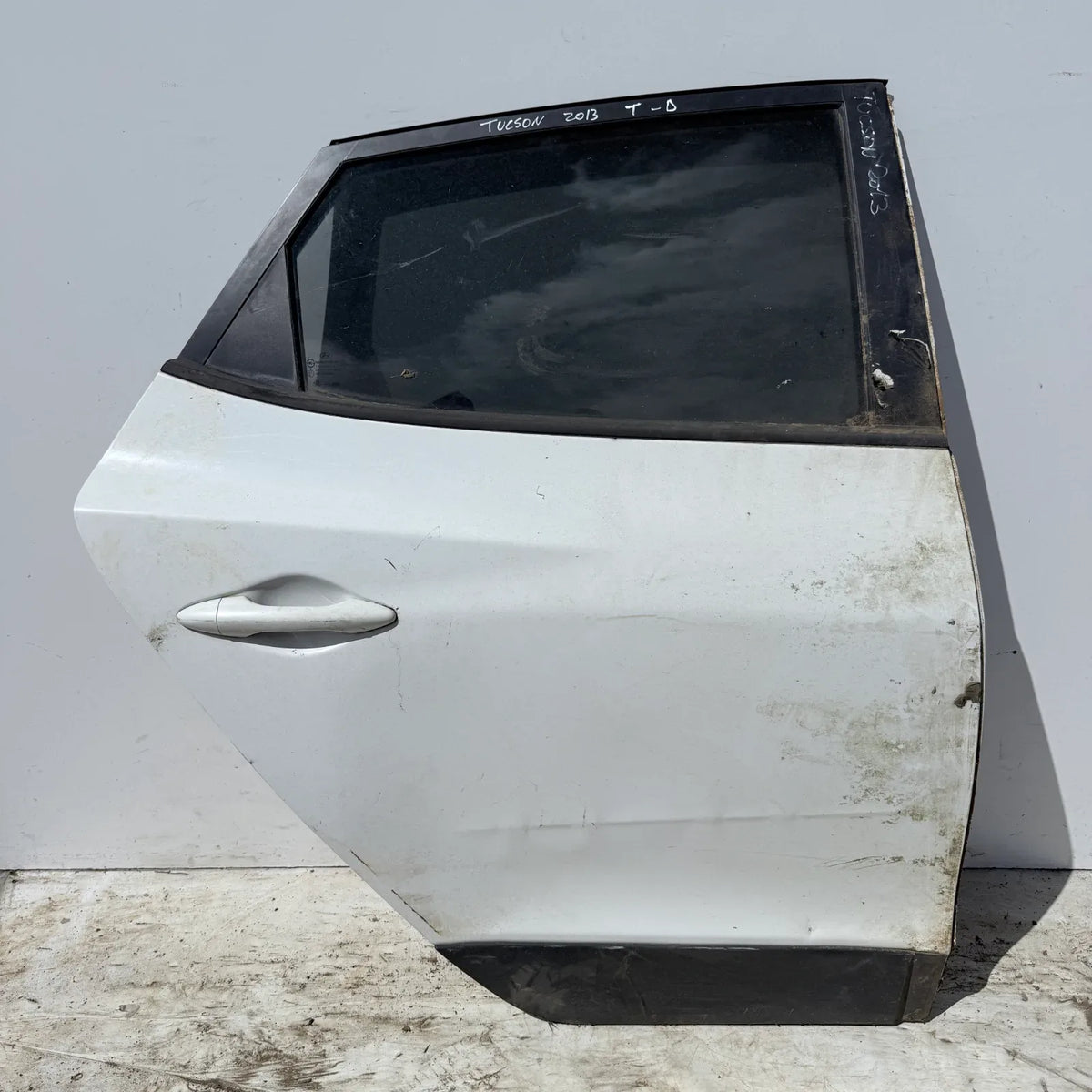 Puerta lata TRASERA DERECHA Hyundai Tucson 2013 - 4x2 Bencina Mecánico