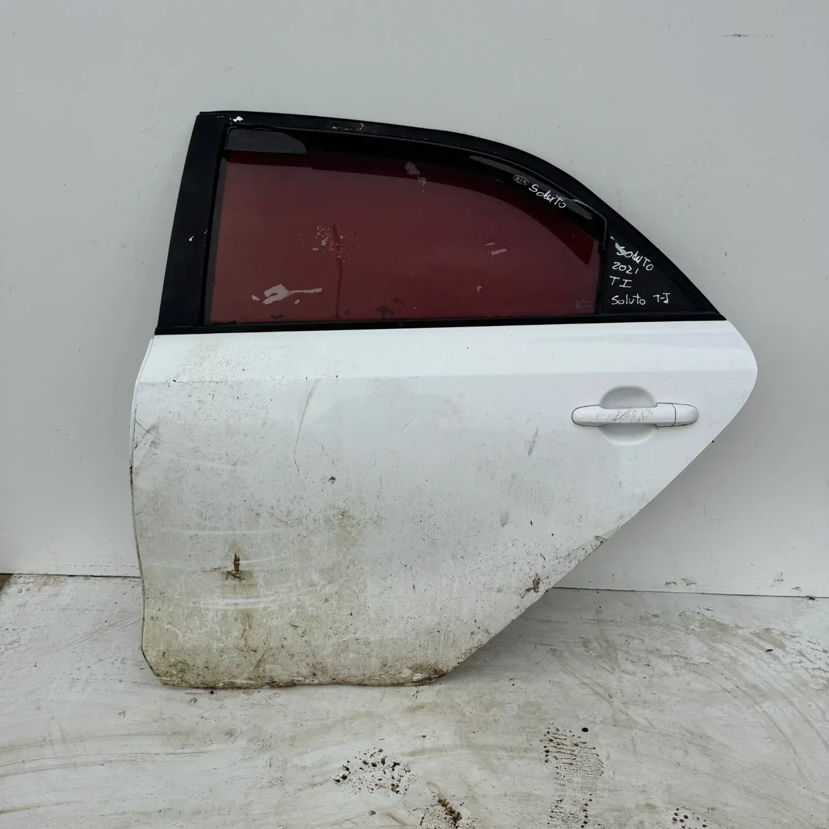 Puerta lata TRASERA IZQUIERDA Kia soluto 2021 - 4x2 Bencina Mecánico