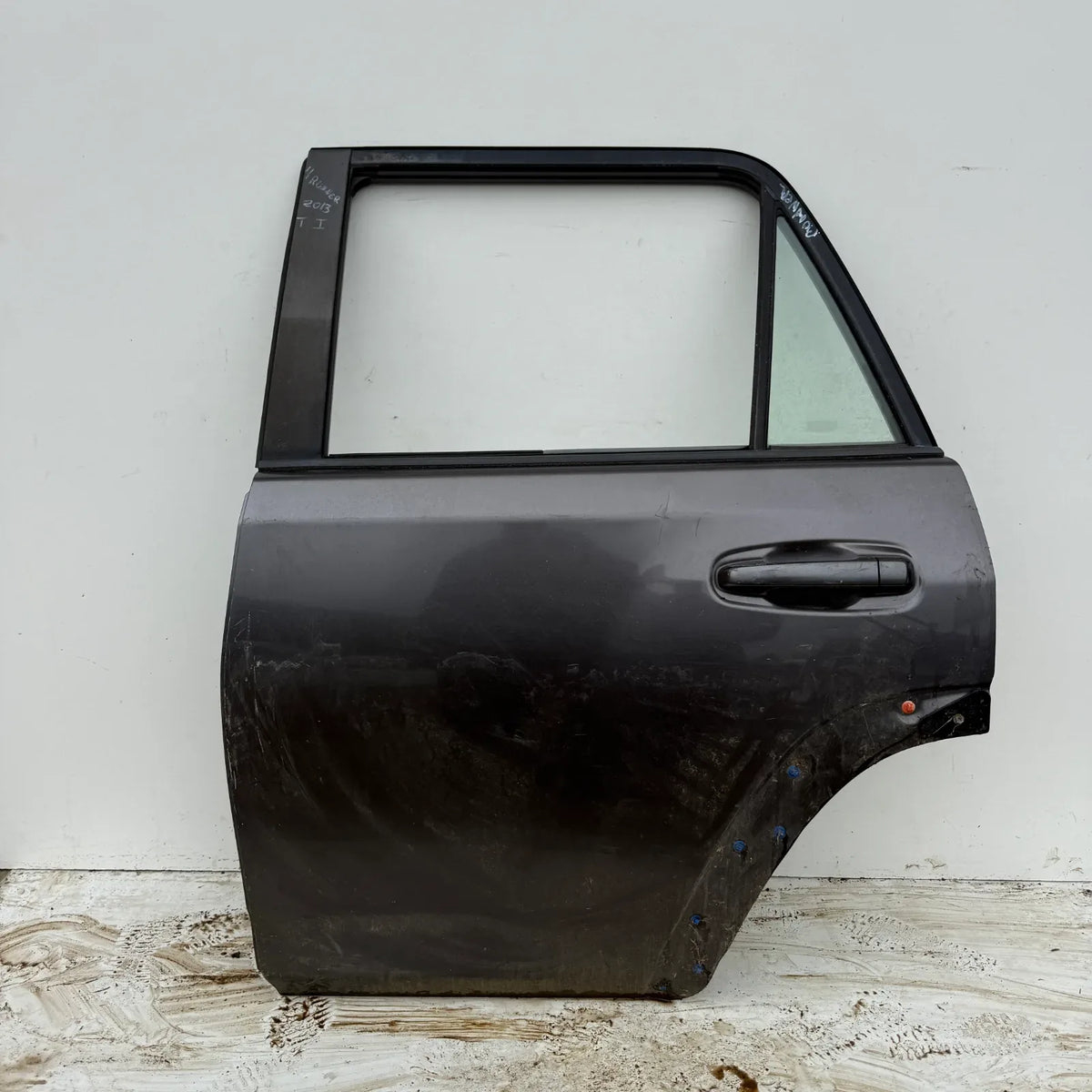 Puerta lata TRASERA IZQUIERDA Toyota 4runner 2013 - 4x2 Bencina Mecánico