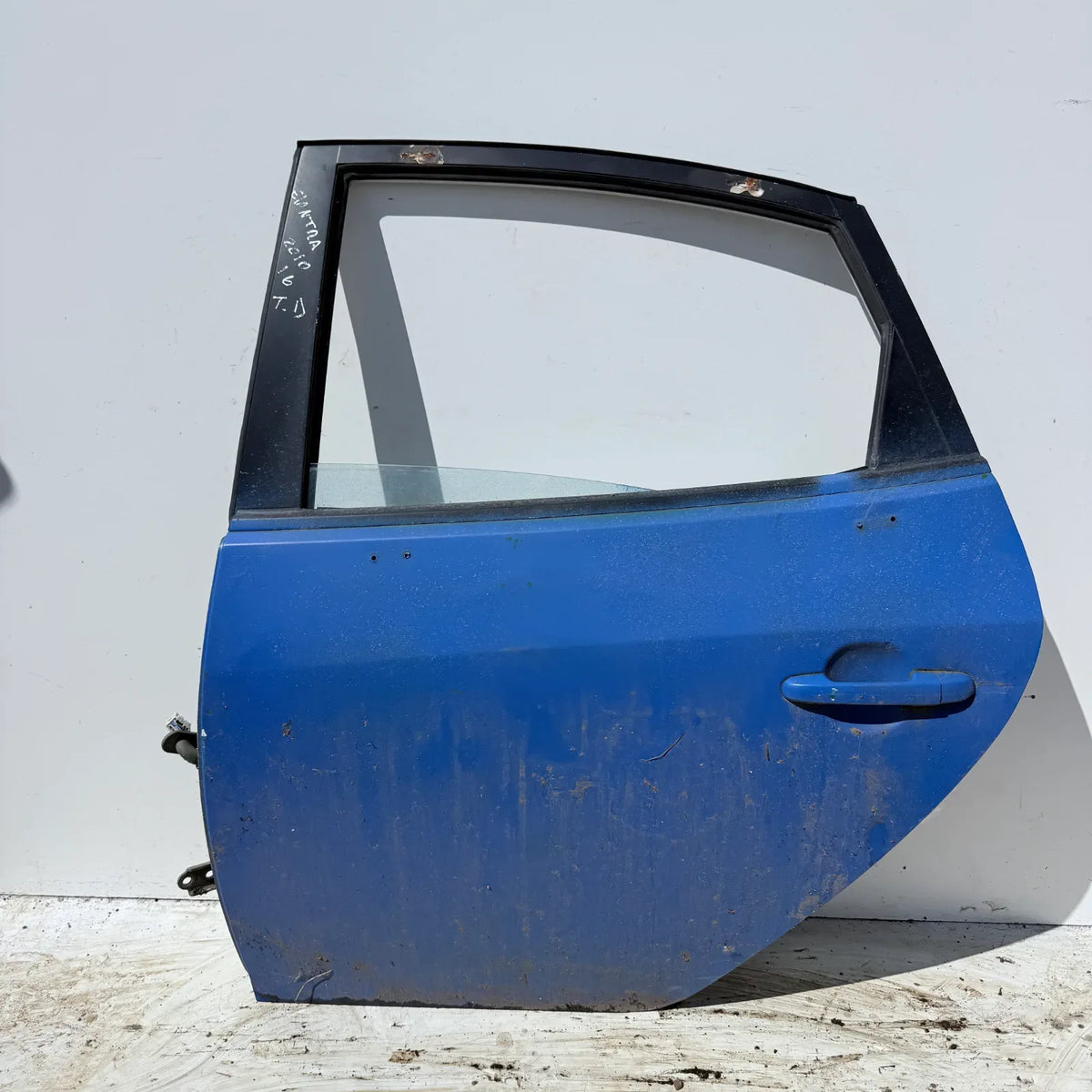 Puerta lata TRASERA IZQUIERDA Hyundai Elantra 2010 - 1.6 4x2 Bencina Mecánico
