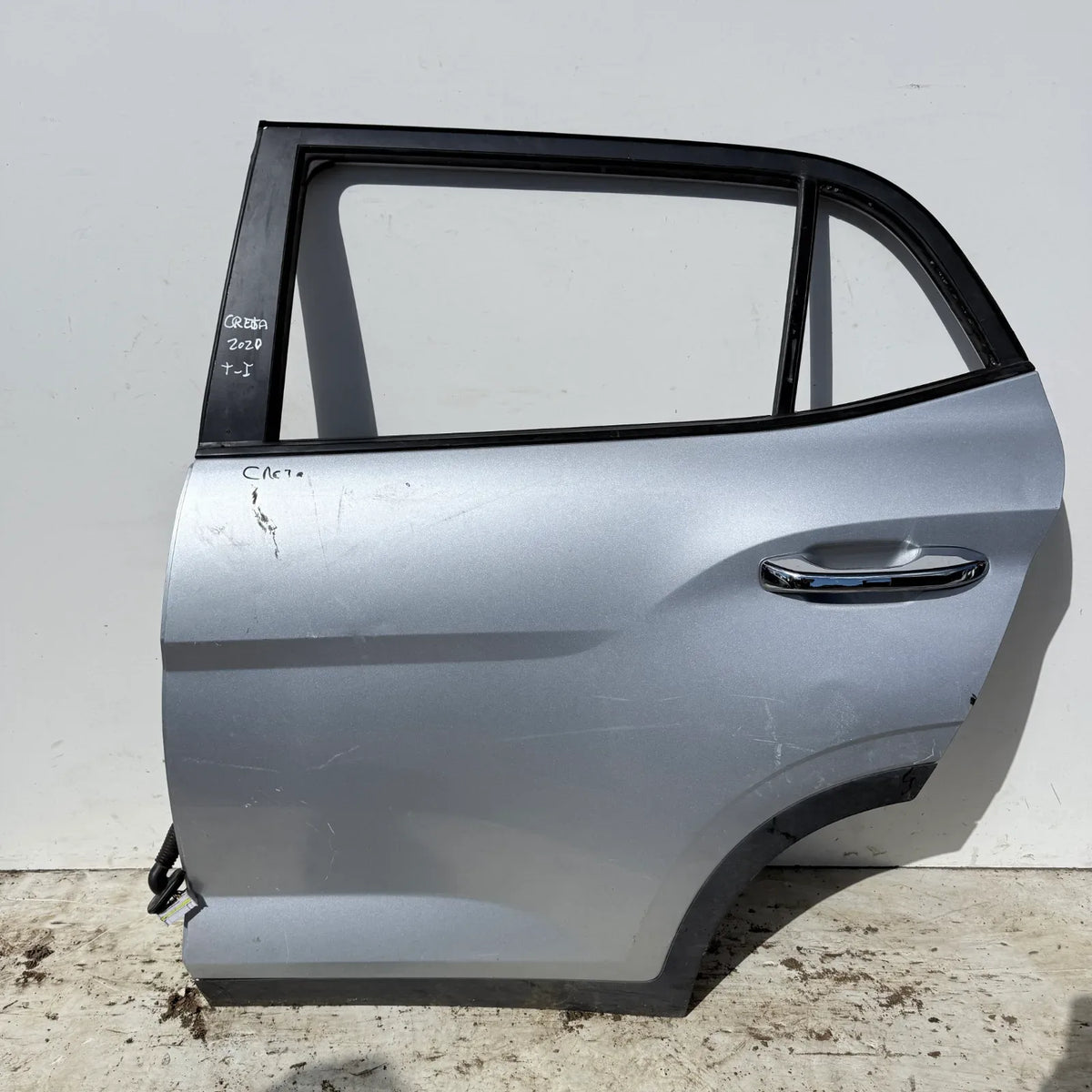 Puerta lata TRASERA IZQUIERDA Hyundai CRETA 2020 - 4x2 Bencina Mecánico