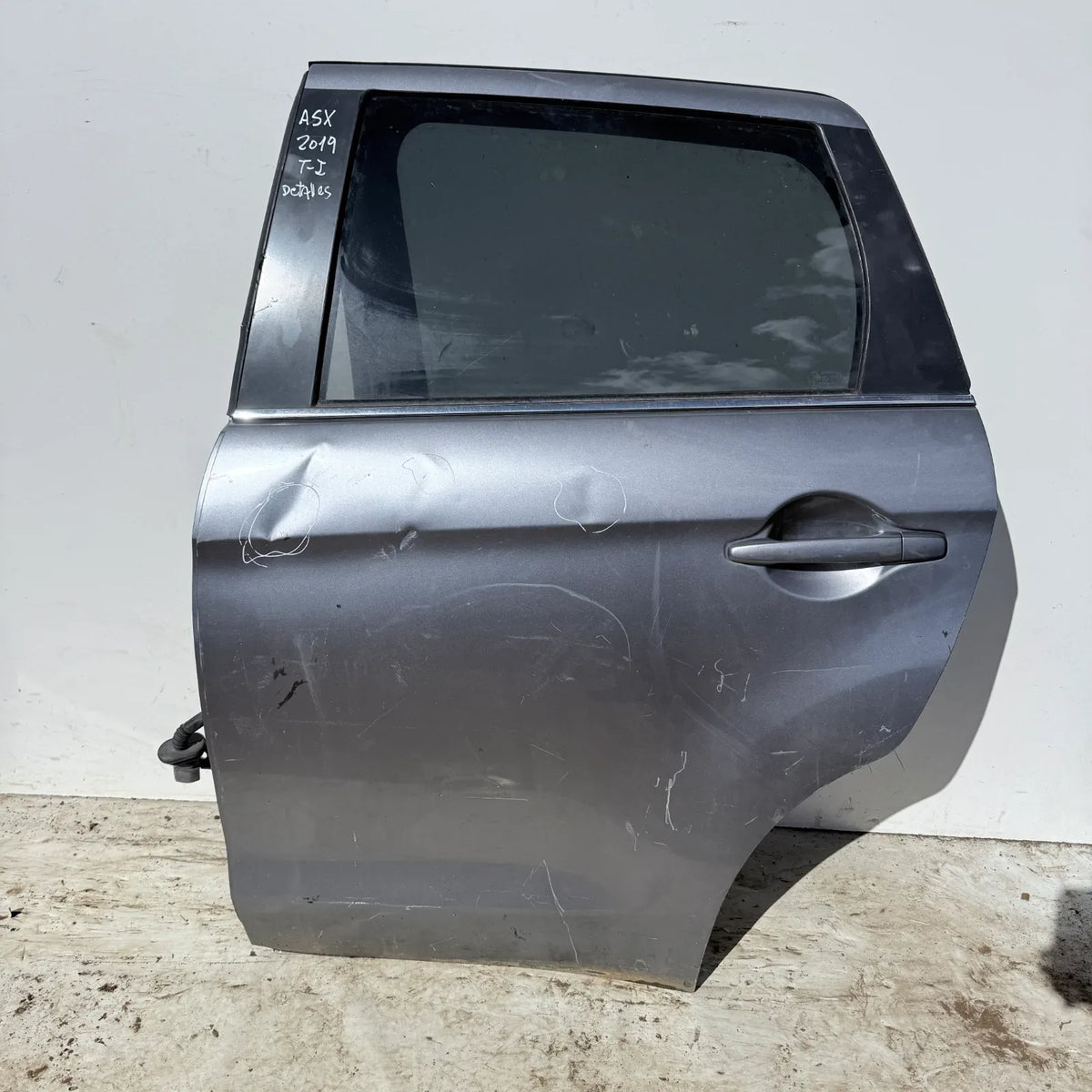 Puerta lata TRASERA IZQUIERDA Mitsubishi Asx 2019 - 4x2 Bencina Mecánico