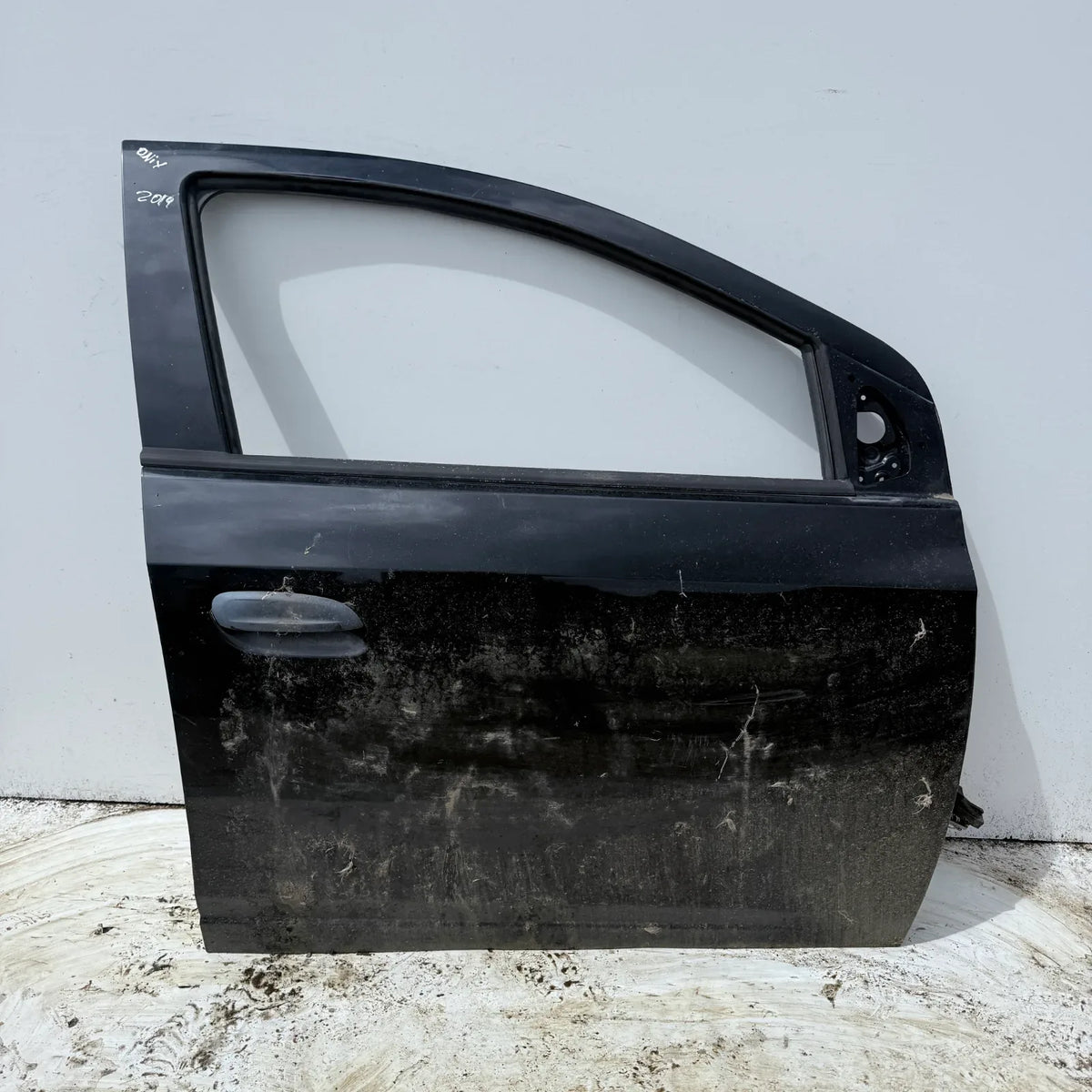 Puerta lata DELANTERA DERECHA Chevrolet ONIX 2019 - 4x2 Bencina Mecánico