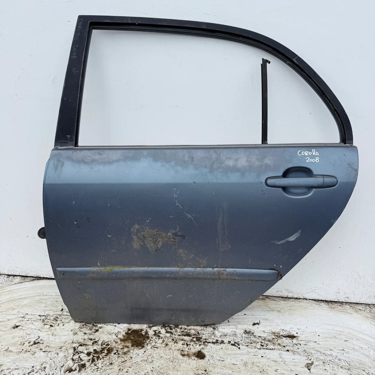 Puerta lata TRASERA IZQUIERDA Toyota Corolla 2008 - 4x2 Bencina Mecánico