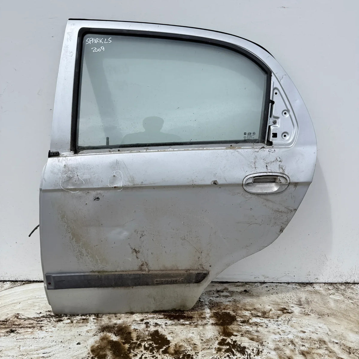 Puerta lata TRASERA IZQUIERDA Chevrolet Spark LS 2009 - 4x2 Bencina Mecánico