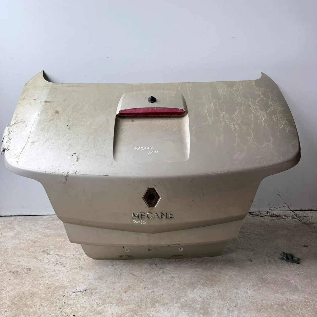 TAPA MALETA Renault Megane 2010 - 4x2 Bencina Mecánico