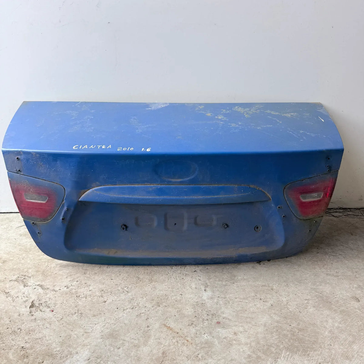 TAPA MALETA Hyundai Elantra 2010 - 4x2 Bencina Mecánico
