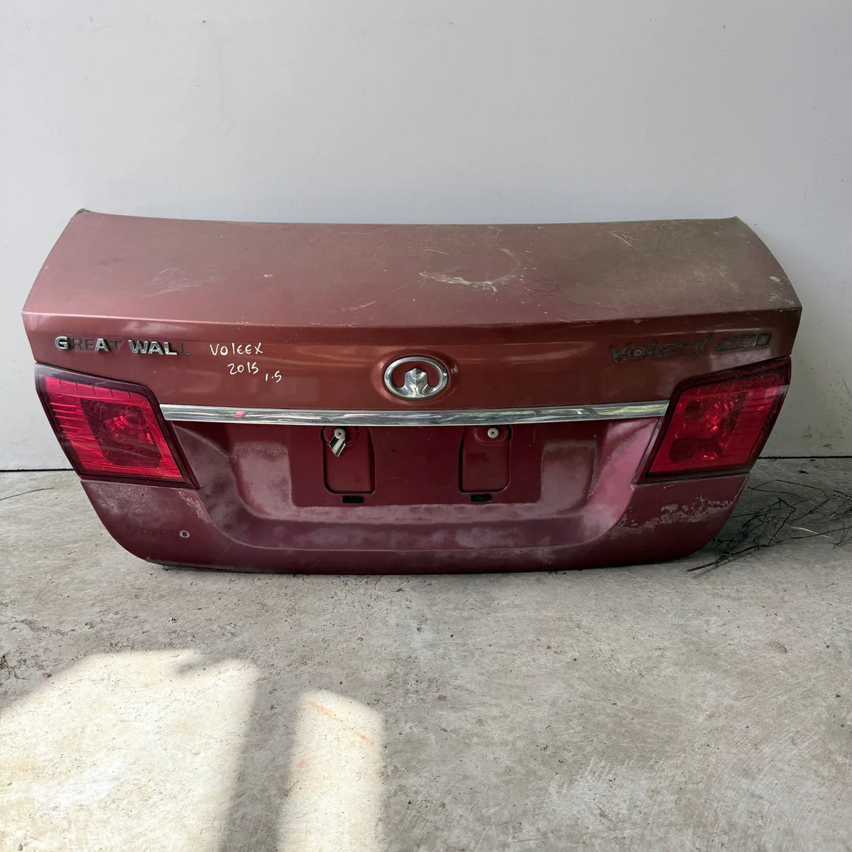 TAPA MALETA Great Wall VOLEEX C30 2015 - 4x2 Bencina Mecánico