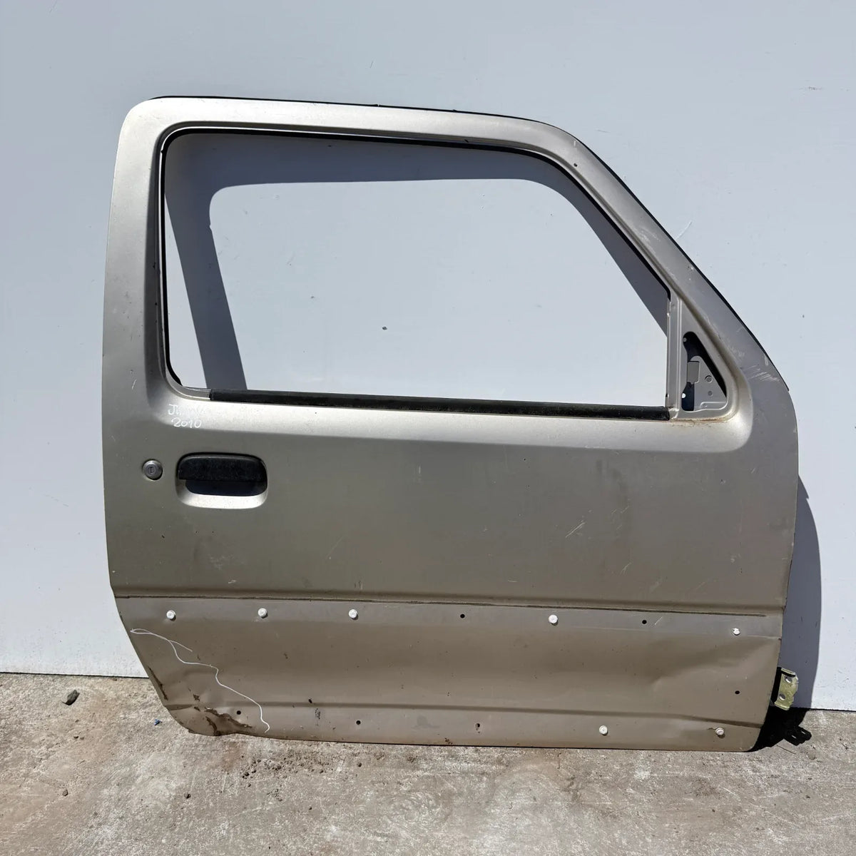 Puerta lata DELANTERA DERECHA Suzuki Jimny 2010 - 4x2 Bencina Mecánico
