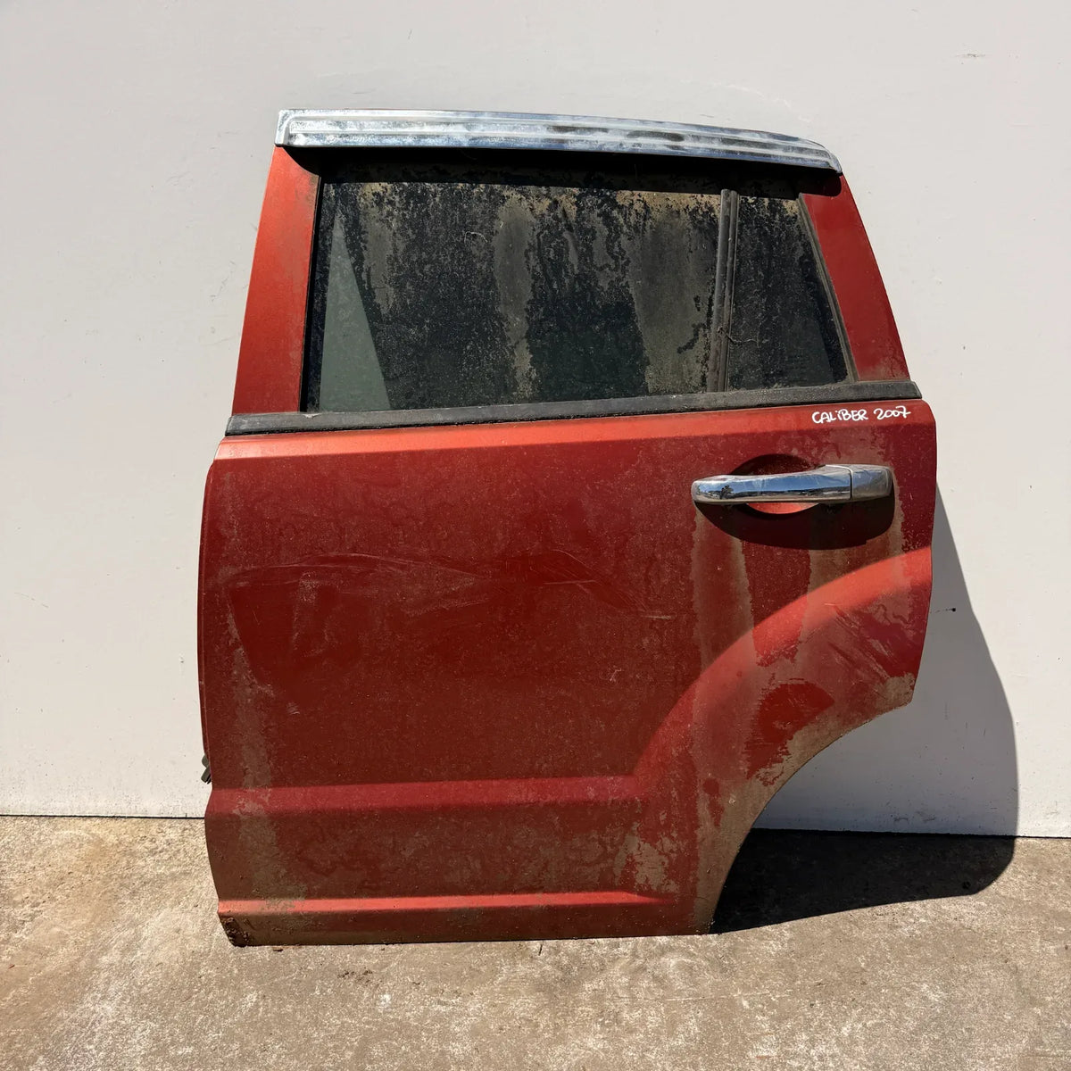 Puerta lata TRASERA IZQUIERDA Dodge Caliber 2007 - 4x2 Bencina Mecánico