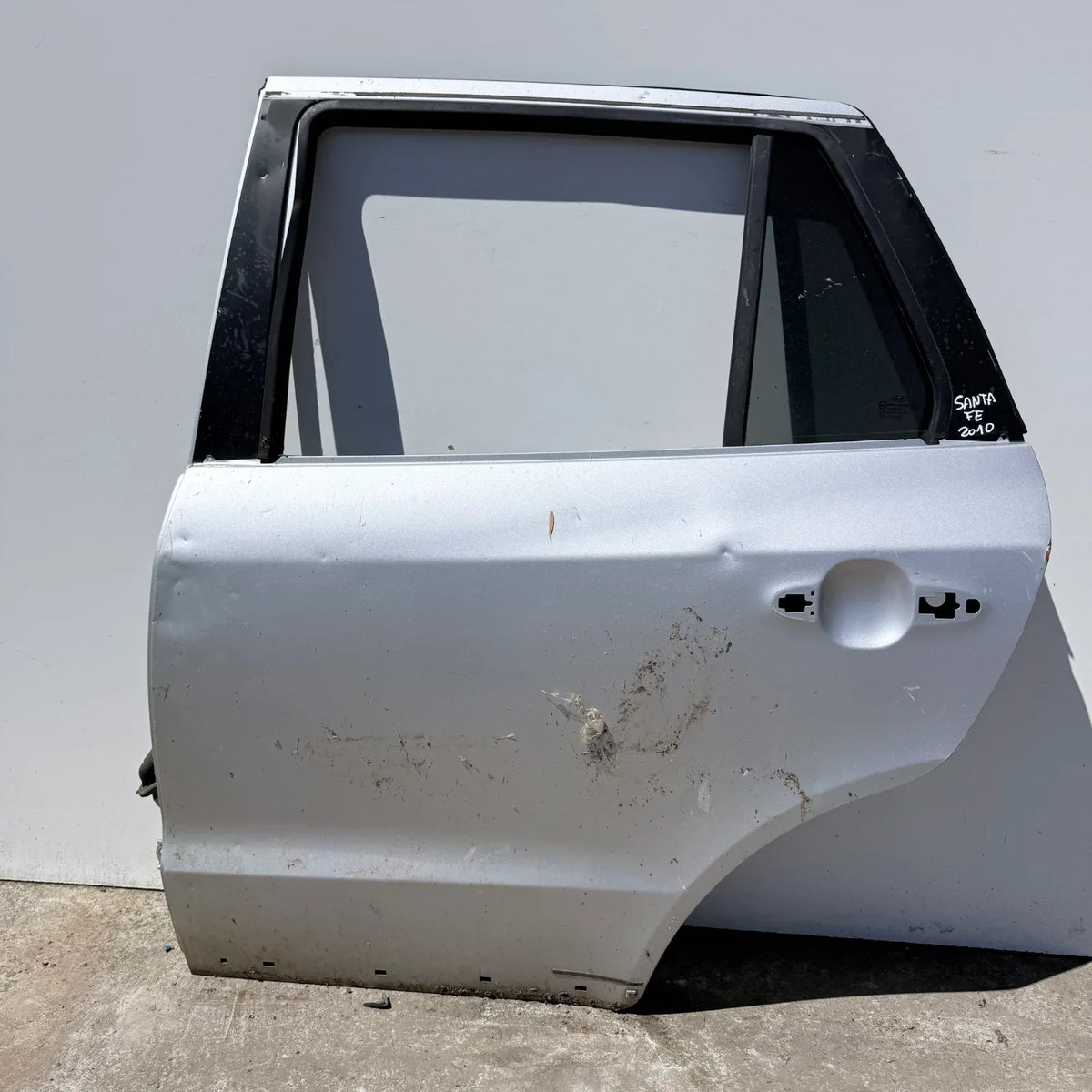 Puerta lata TRASERA IZQUIERDA Hyundai Santa Fe 2010 - 4x2 Diesel Mecánico