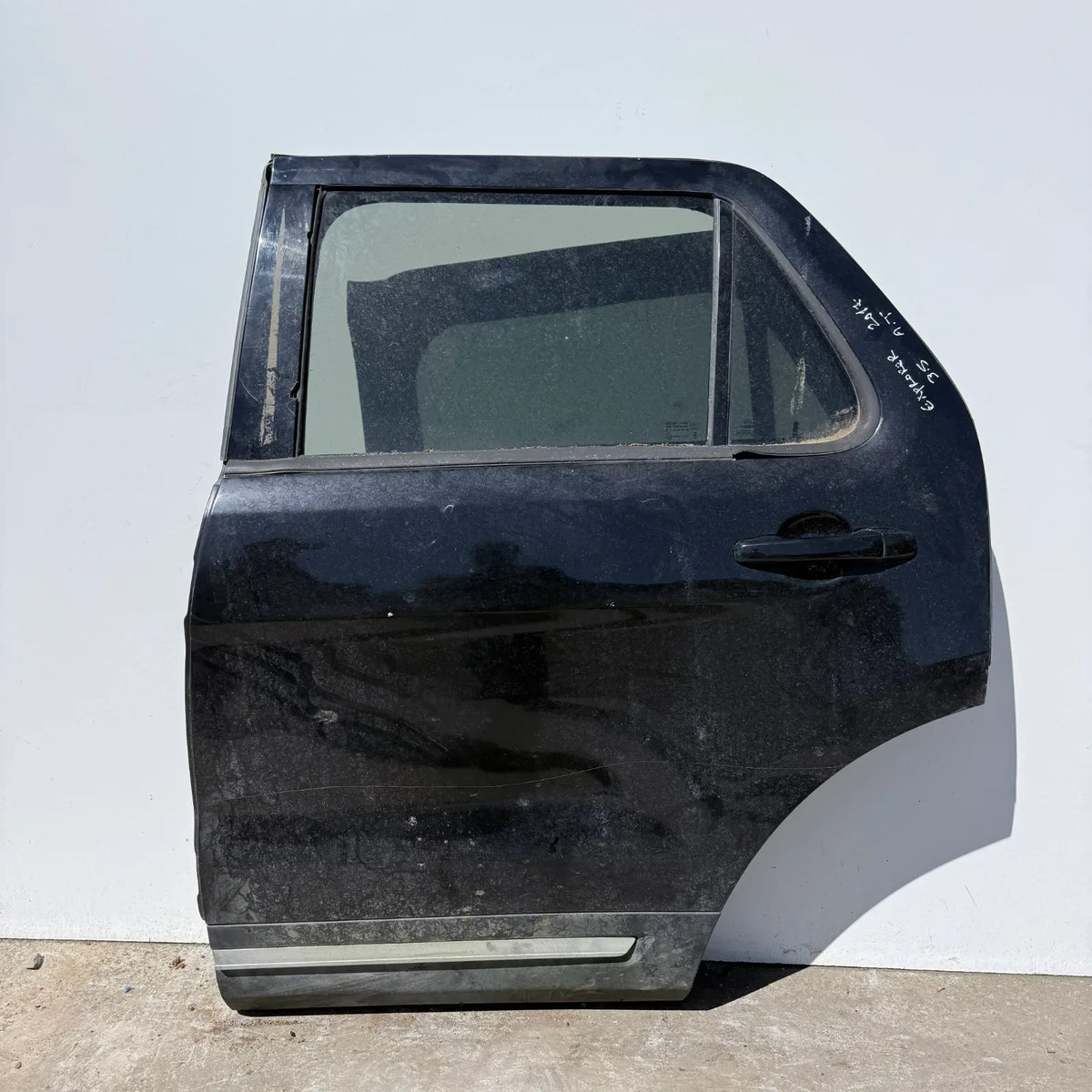 Puerta lata TRASERA IZQUIERDA Ford Explorer 2017 - 4x2 Bencina Mecánico