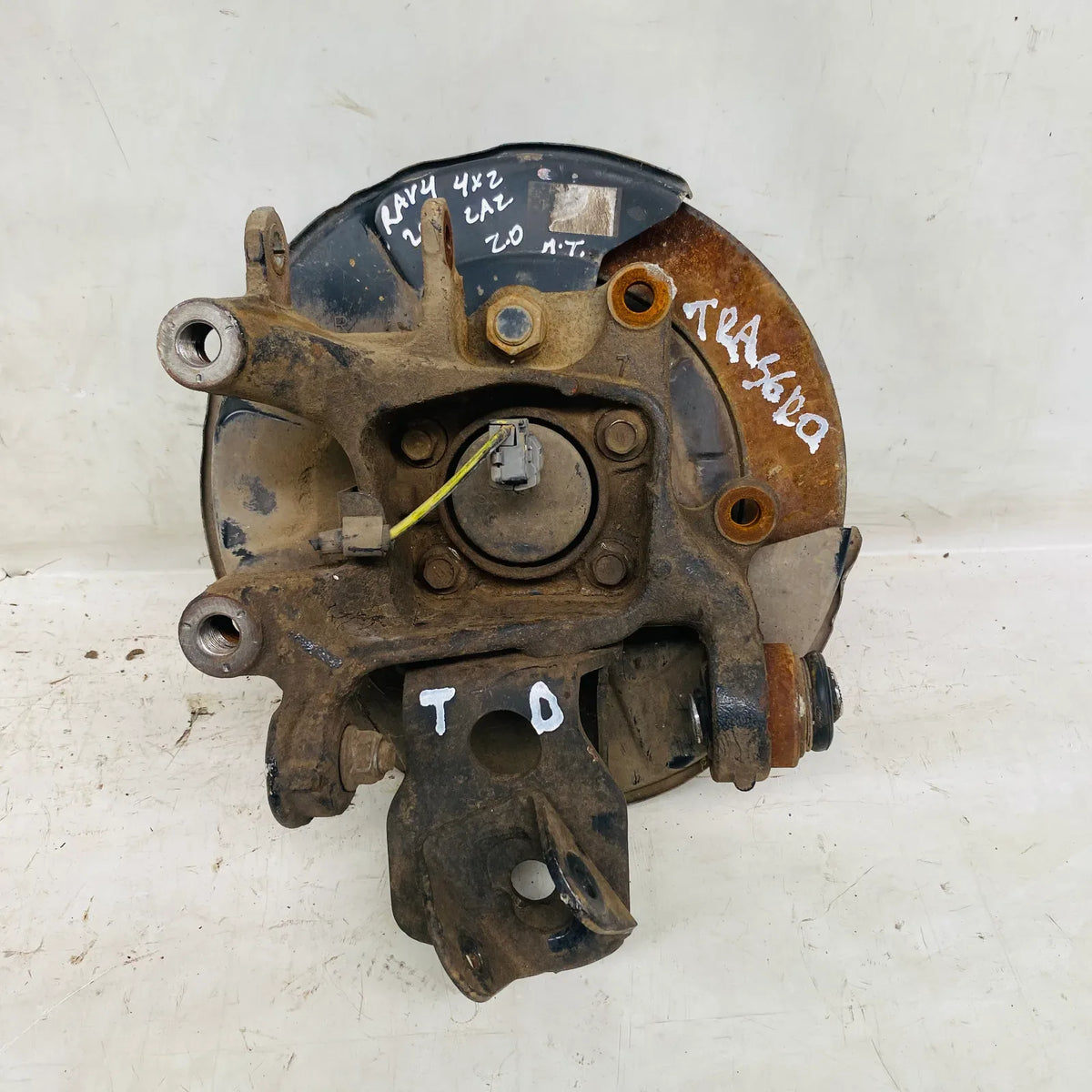 MUÑON TRA-DER Toyota Rav4 2011 - 2.0 4x2 Bencina Automático