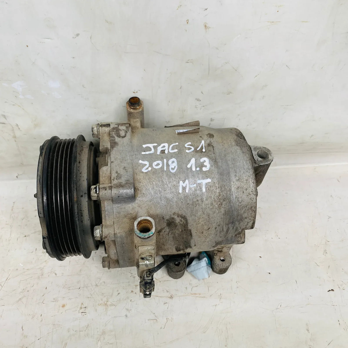 COMPRESOR A/C JAC S1 2018 - 1.3 4x2 Bencina Mecánico
